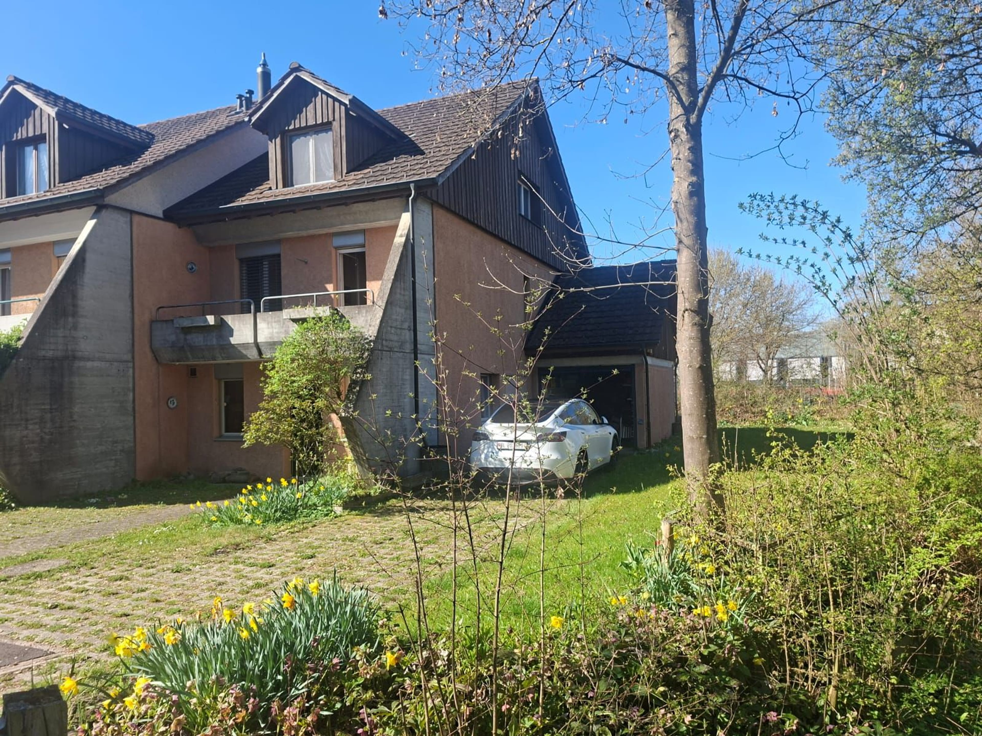 Affoltern am Albis: 5-Zi.-Eckhaus mit Garten - kaufen - Bild 3