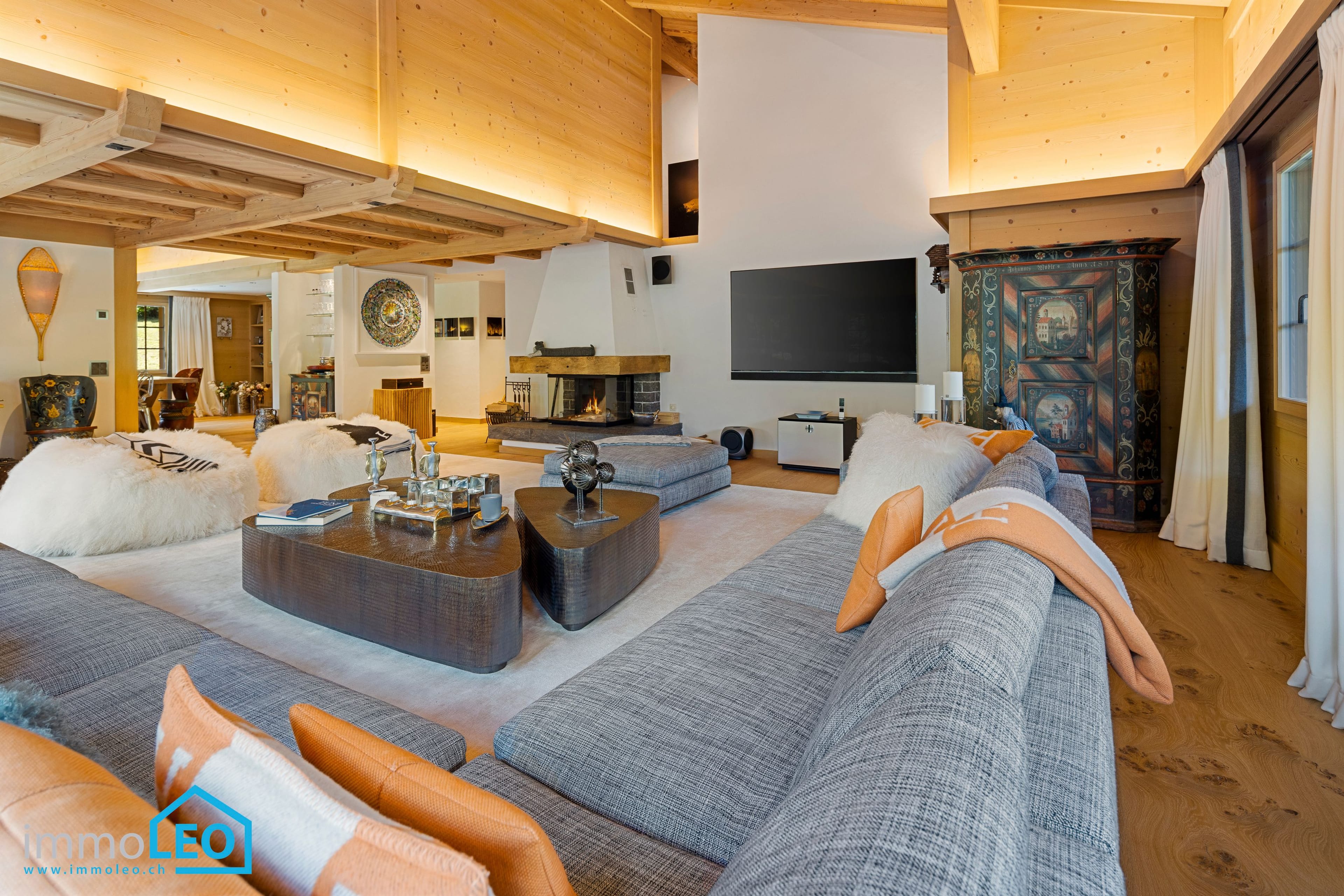 Luxuriöses 5½ -Zimmer-Chalet mit atemberaubender Sicht in Lauenen b. Gstaad - Bild 2
