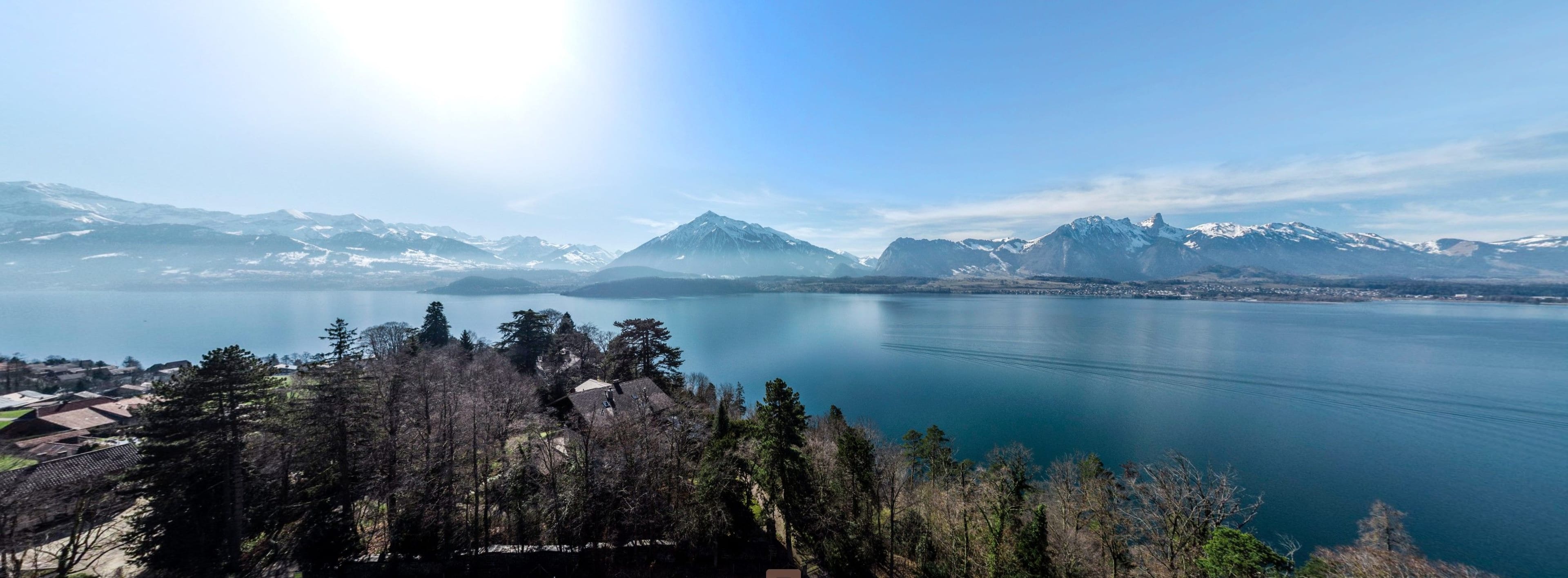 4.5-Zi. Attika mit Thunersee-Panorama in Gunten kaufen - Bild 1