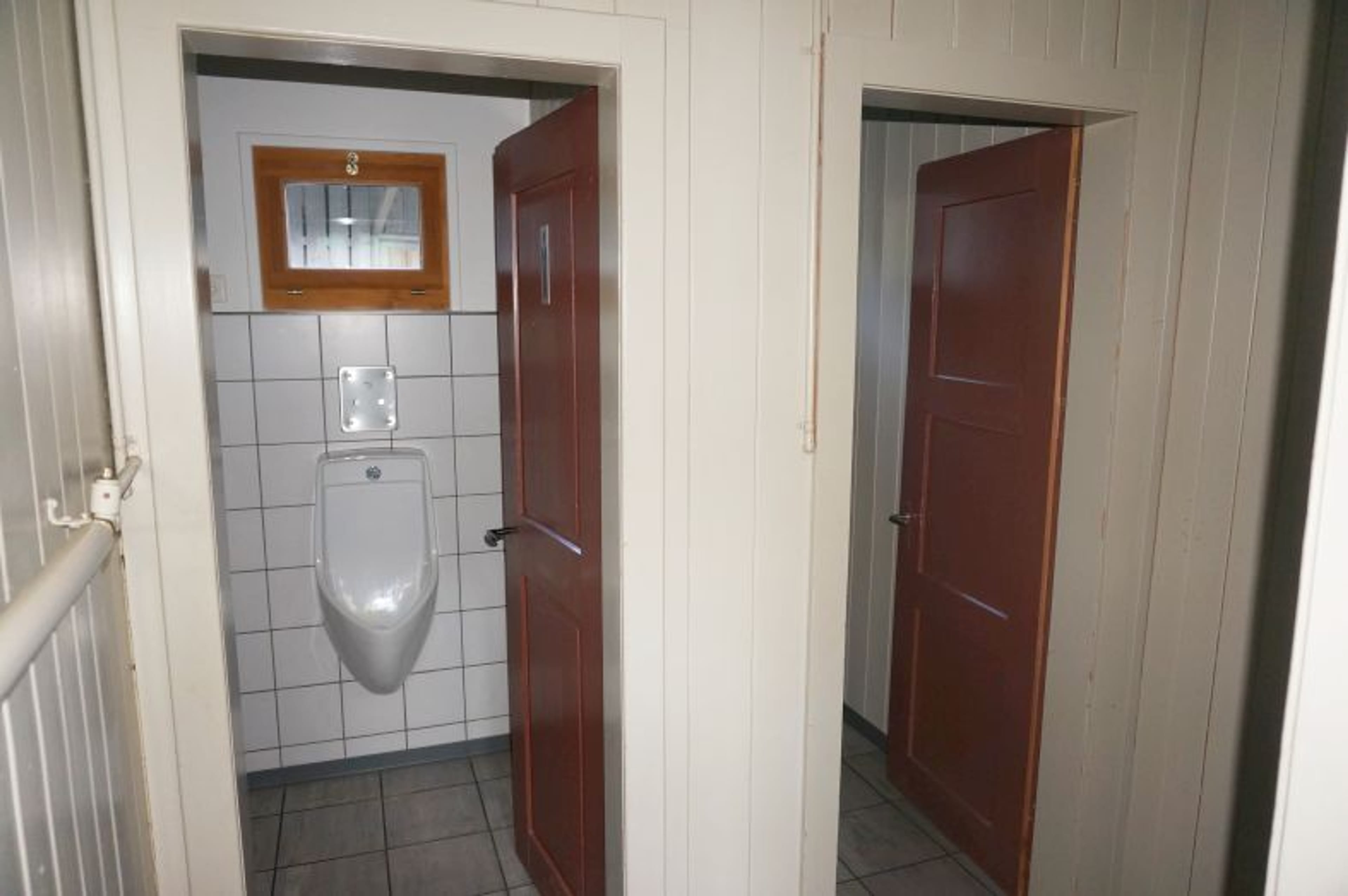 Ensemble mit Gasthaus, 2 Wohnungen & Scheune in Nesslau - kaufen - 68