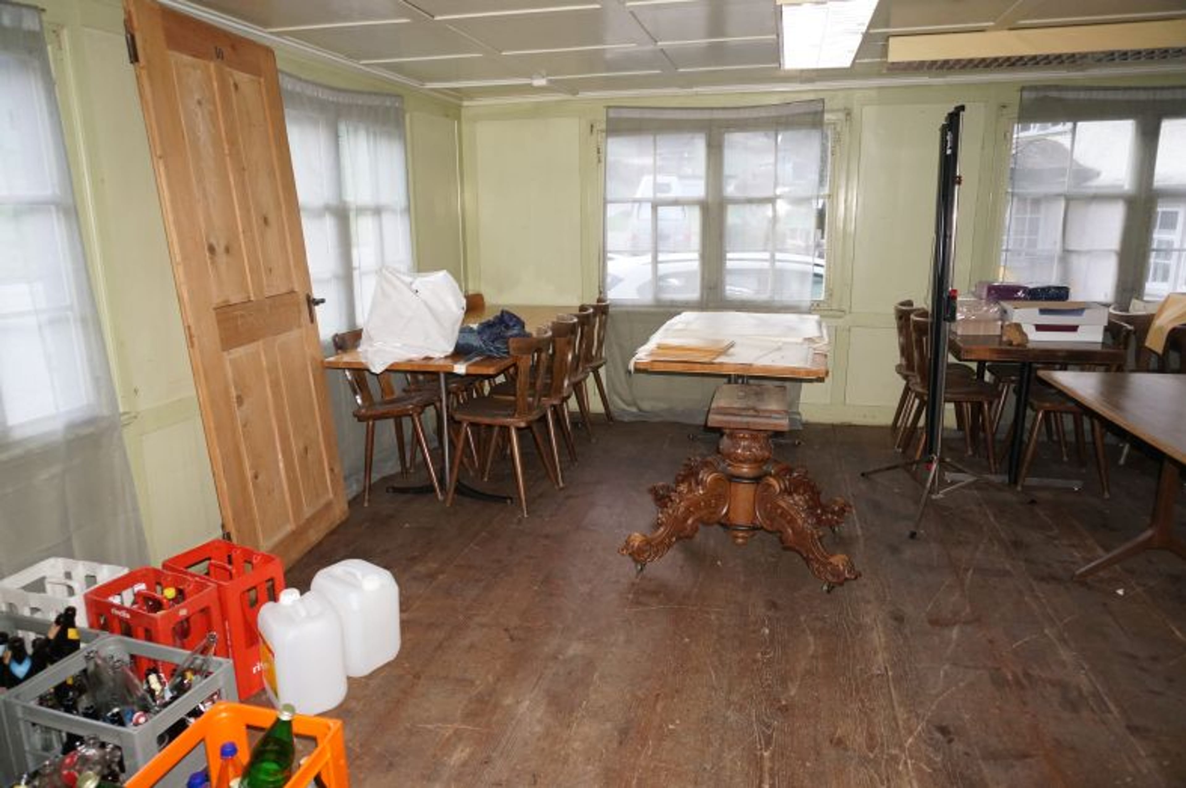 Ensemble mit Gasthaus, 2 Wohnungen & Scheune in Nesslau - kaufen - 28