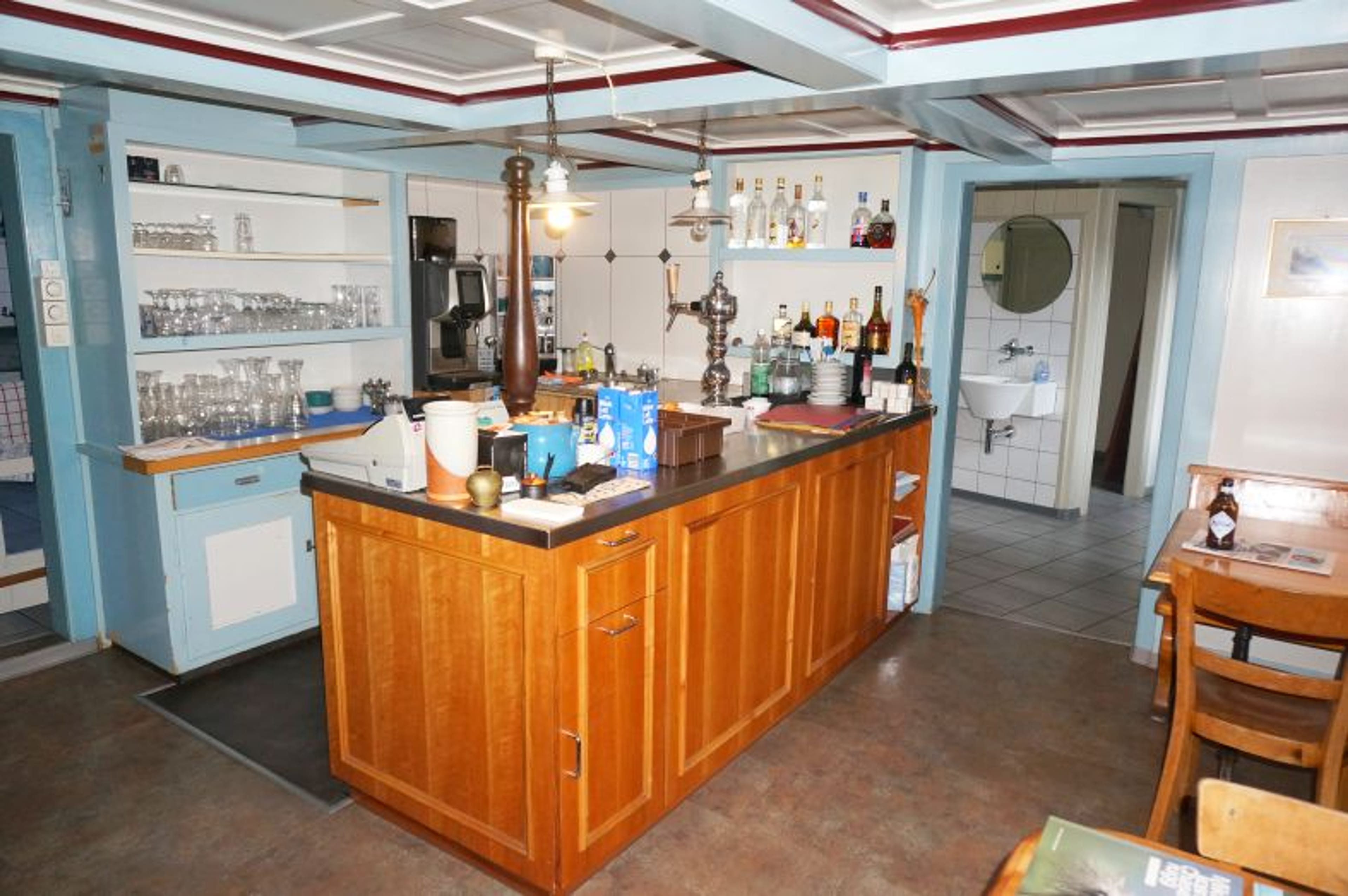 Ensemble mit Gasthaus, 2 Wohnungen & Scheune in Nesslau - kaufen - 42