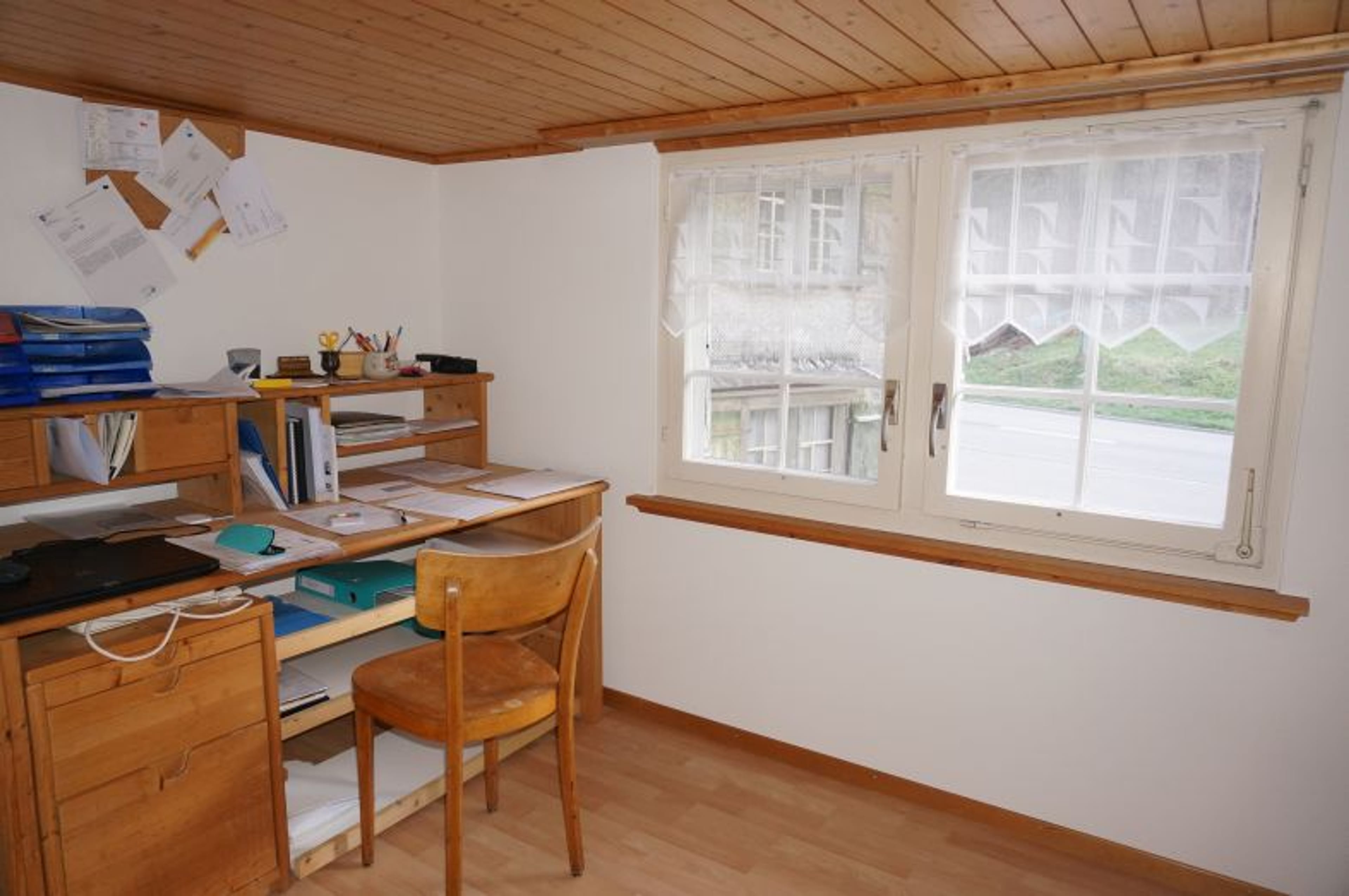 Ensemble mit Gasthaus, 2 Wohnungen & Scheune in Nesslau - kaufen - 49