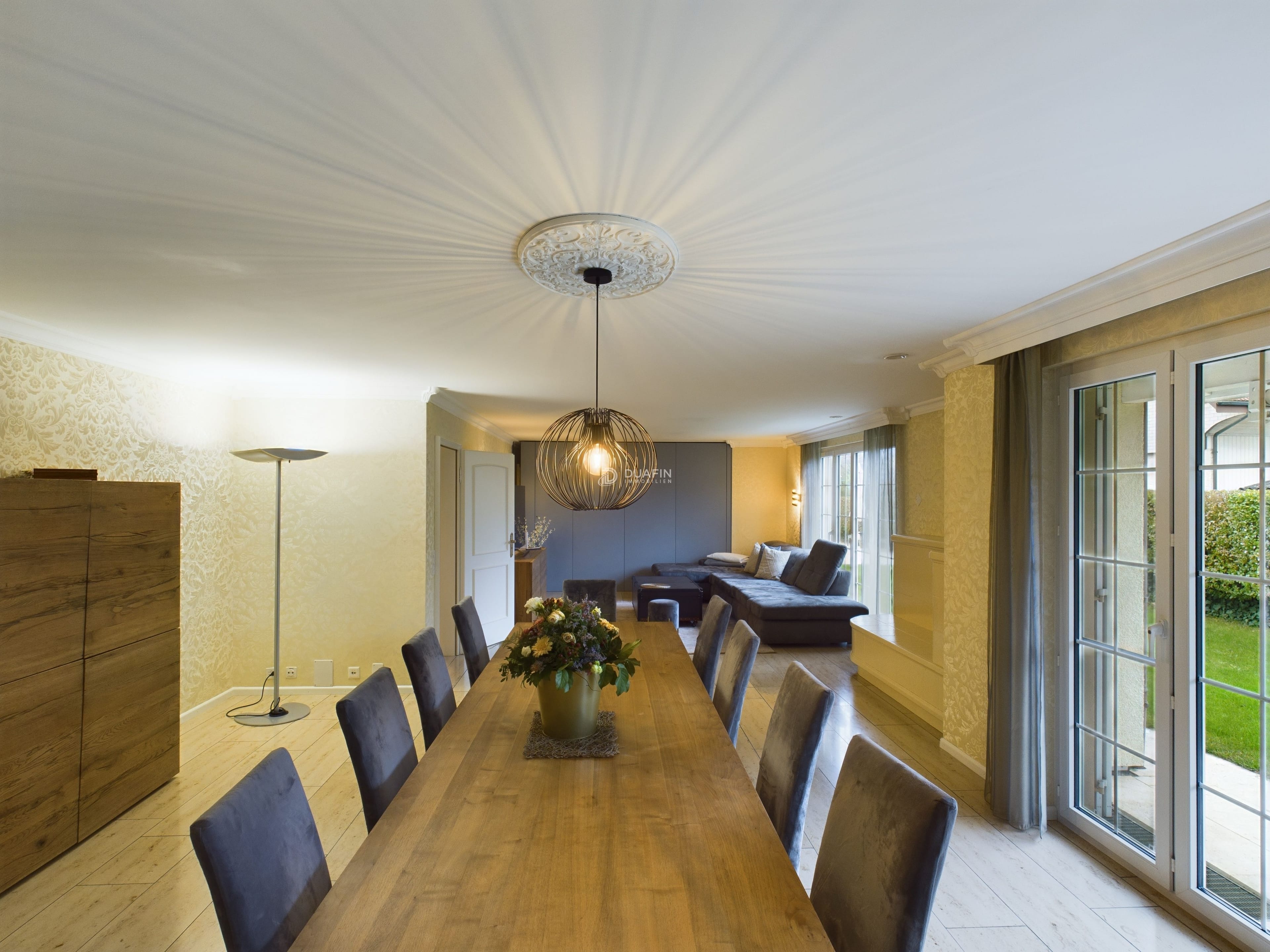 8.5-Zi.-Villa mit Pool & Einliegerwohnung in Oberentfelden - Bild 3