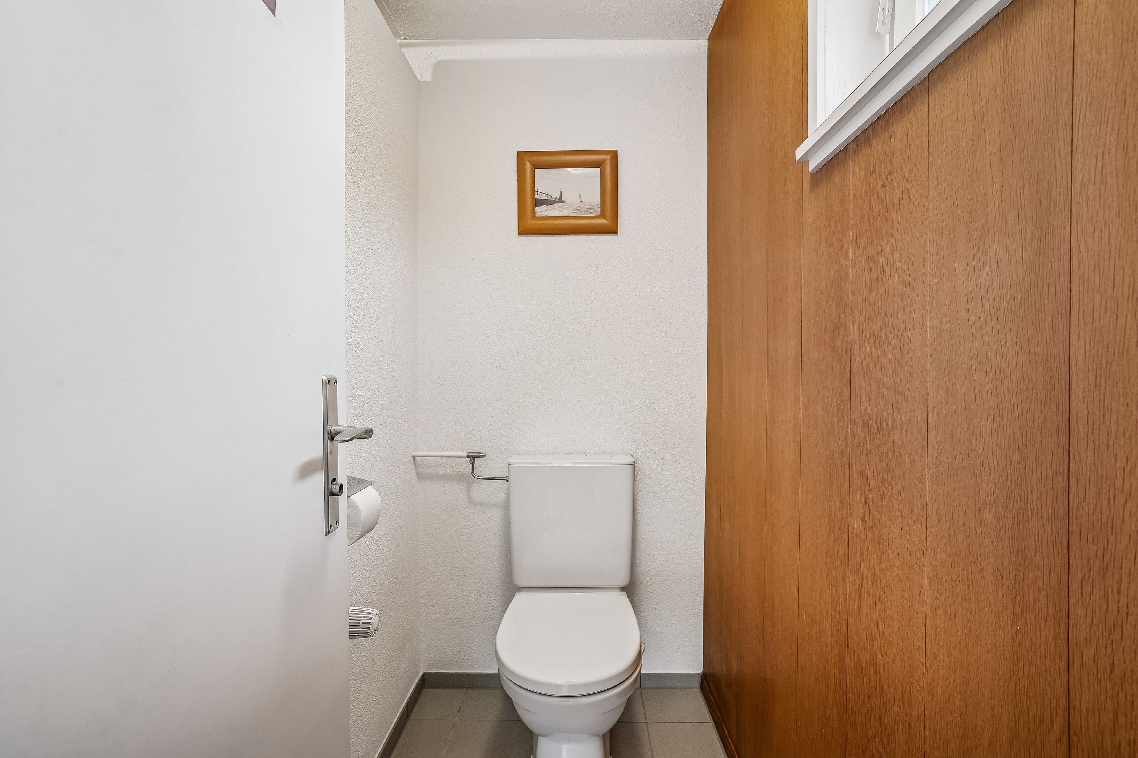 8-Zimmer-Haus mit Wintergarten und Panoramablick auf Gränichen & die Berge - 17