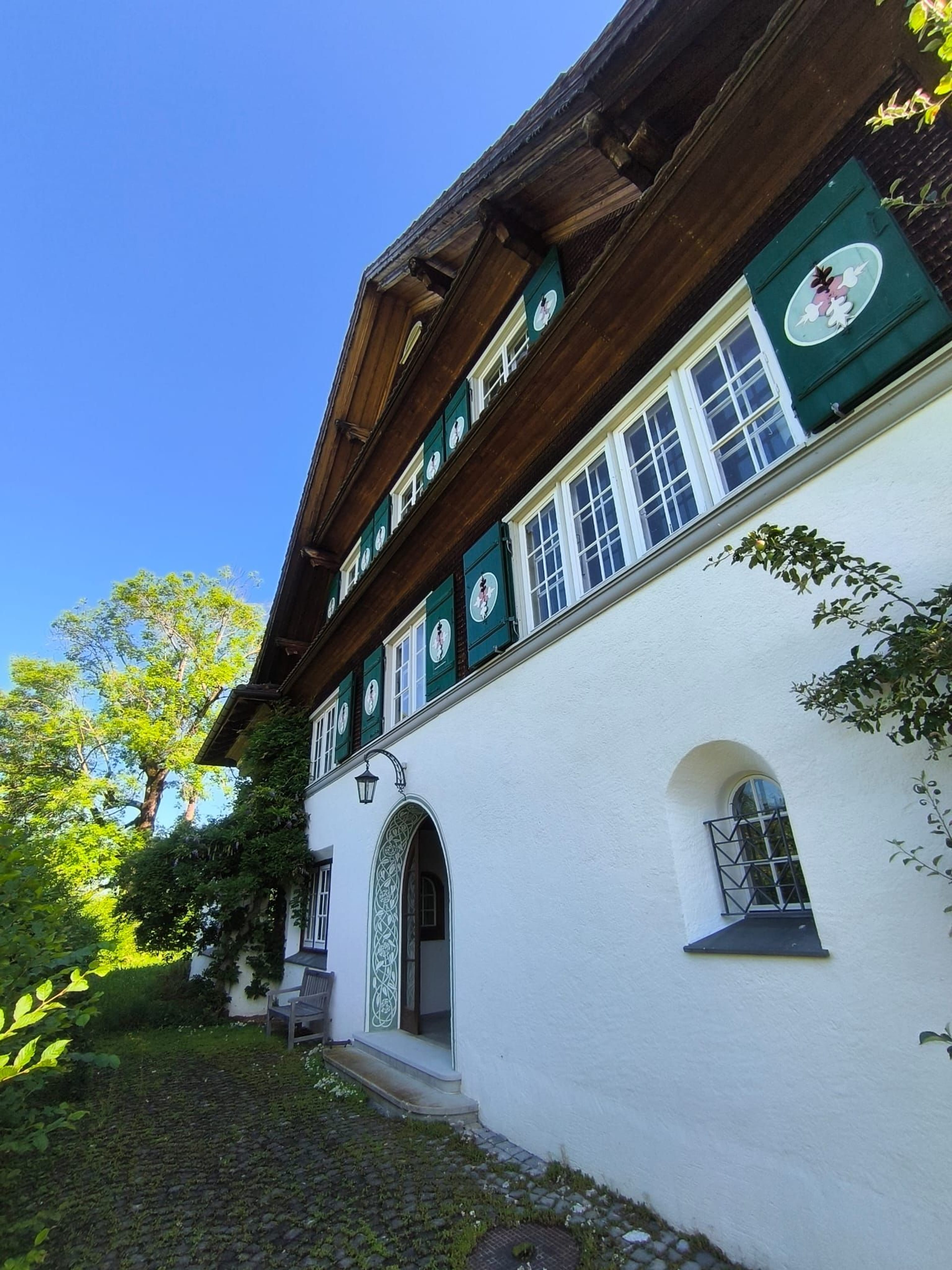 Charmevilla mit Weitsicht in Nesslau - 10 Zimmer mieten - Bild 2