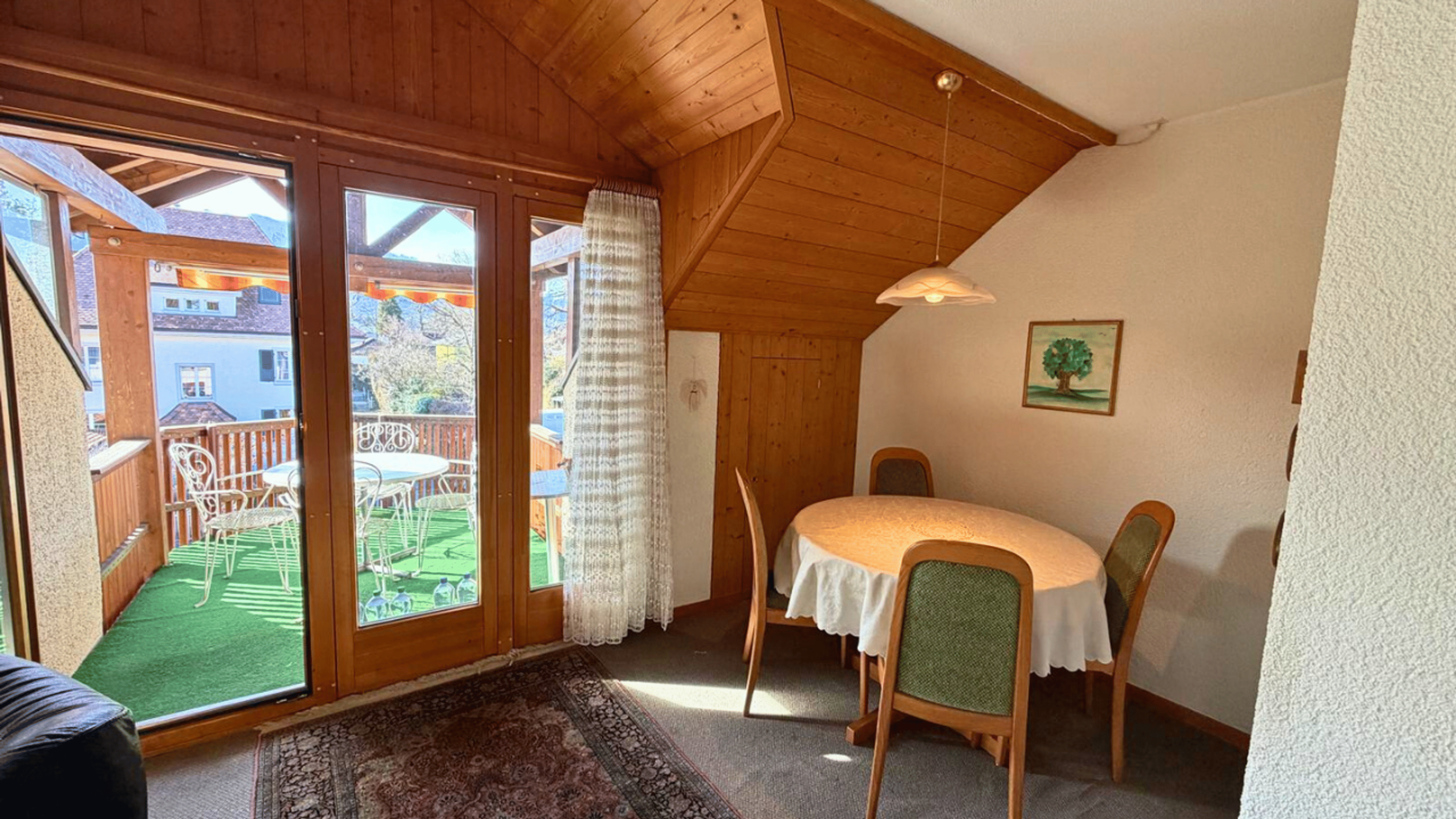 3.5-Zimmer-Dachwohnung mit Loggia und Ofen in Thun kaufen - Bild 6