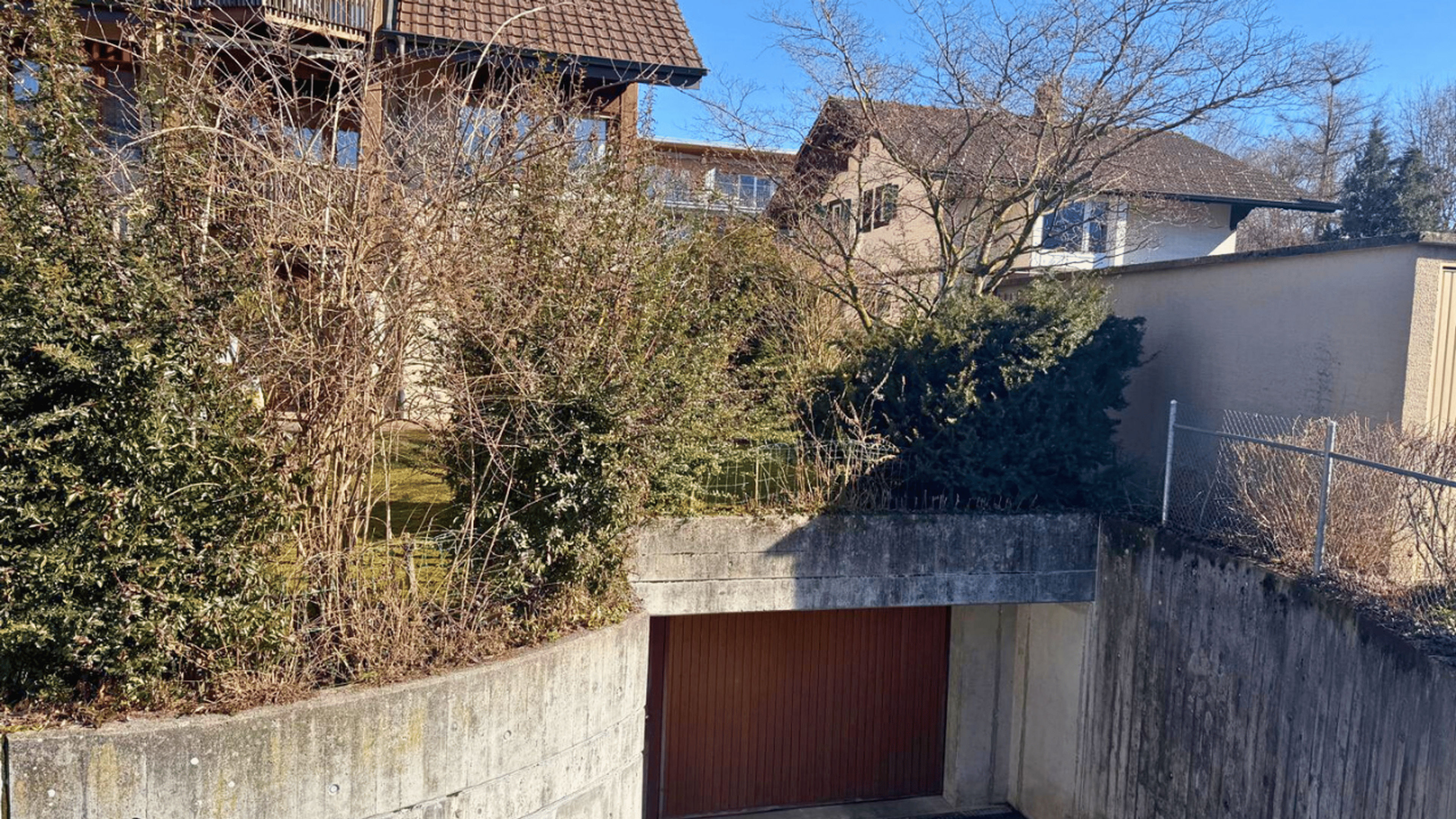 3.5-Zimmer-Dachwohnung mit Loggia und Ofen in Thun kaufen - Bild 2