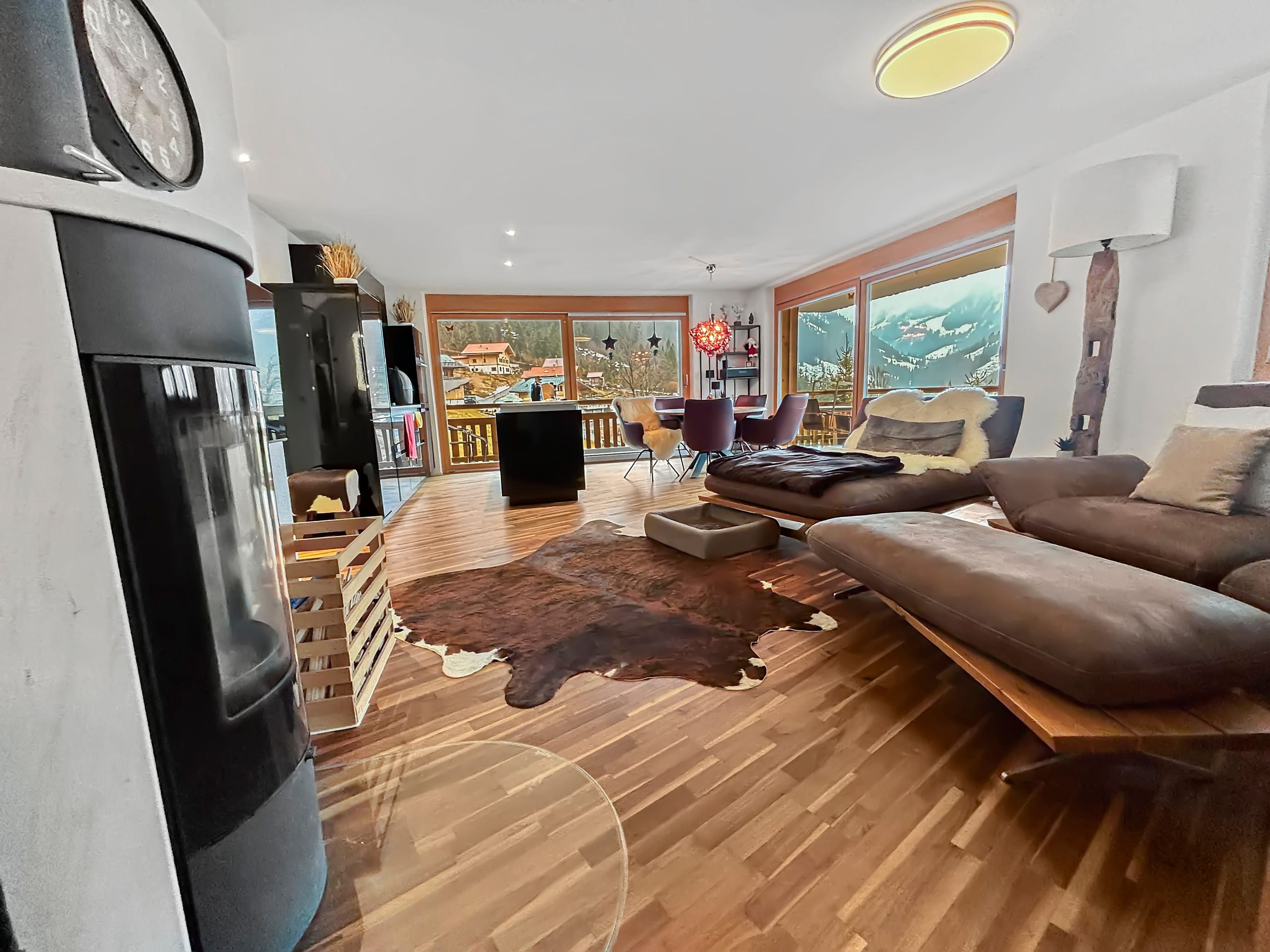 4.5-Zimmer-Wohnung mit Panoramasicht im Kiental - Bild 1
