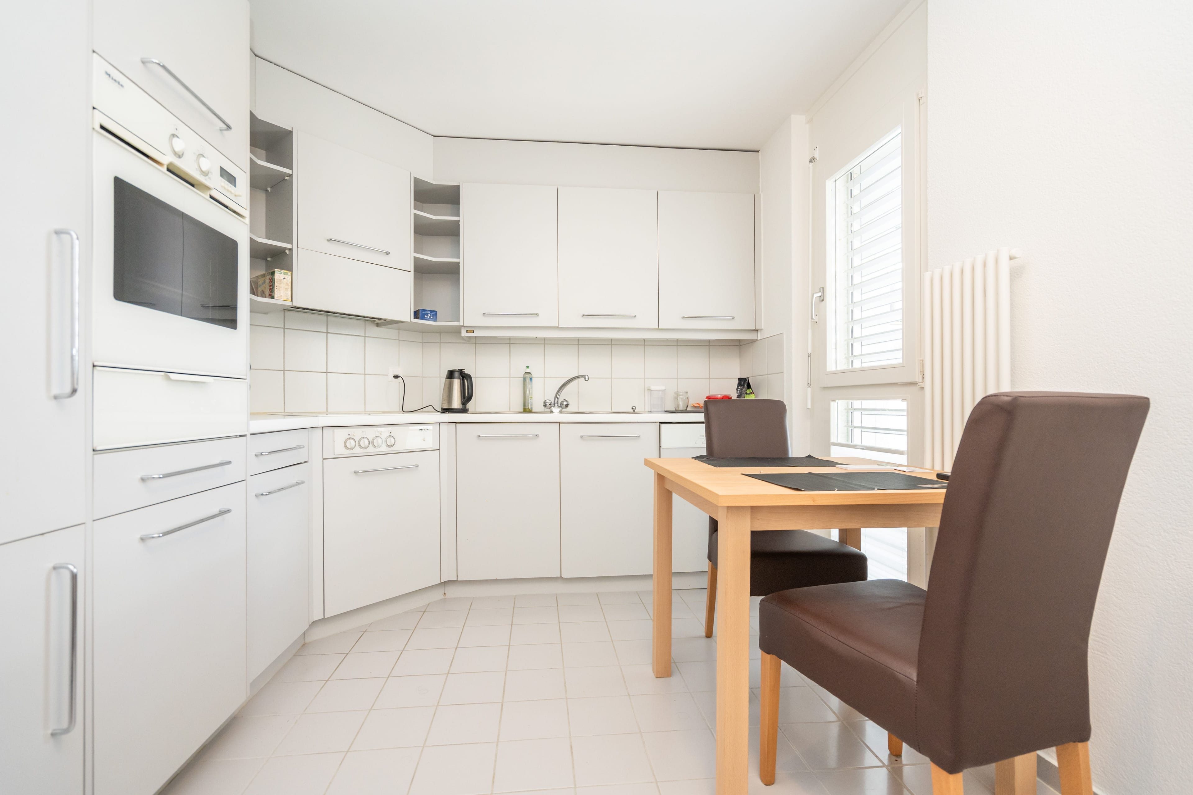 Helle 2.5-Zi.-Wohnung mit verglaster Veranda in Niederwangen/Köniz - 3
