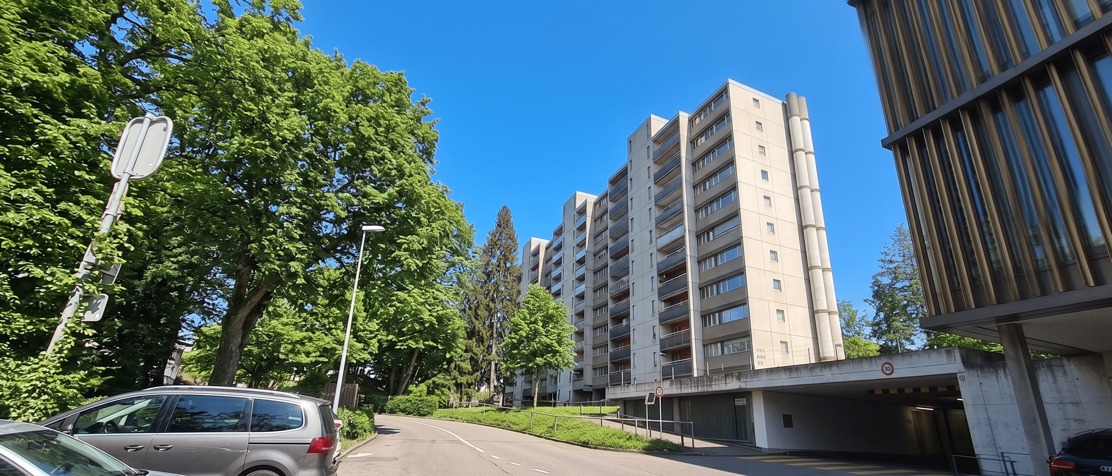 5.5-Zi-Wohnung mit 2 Balkonen, zentral in Bern-Bümpliz - Bild 1