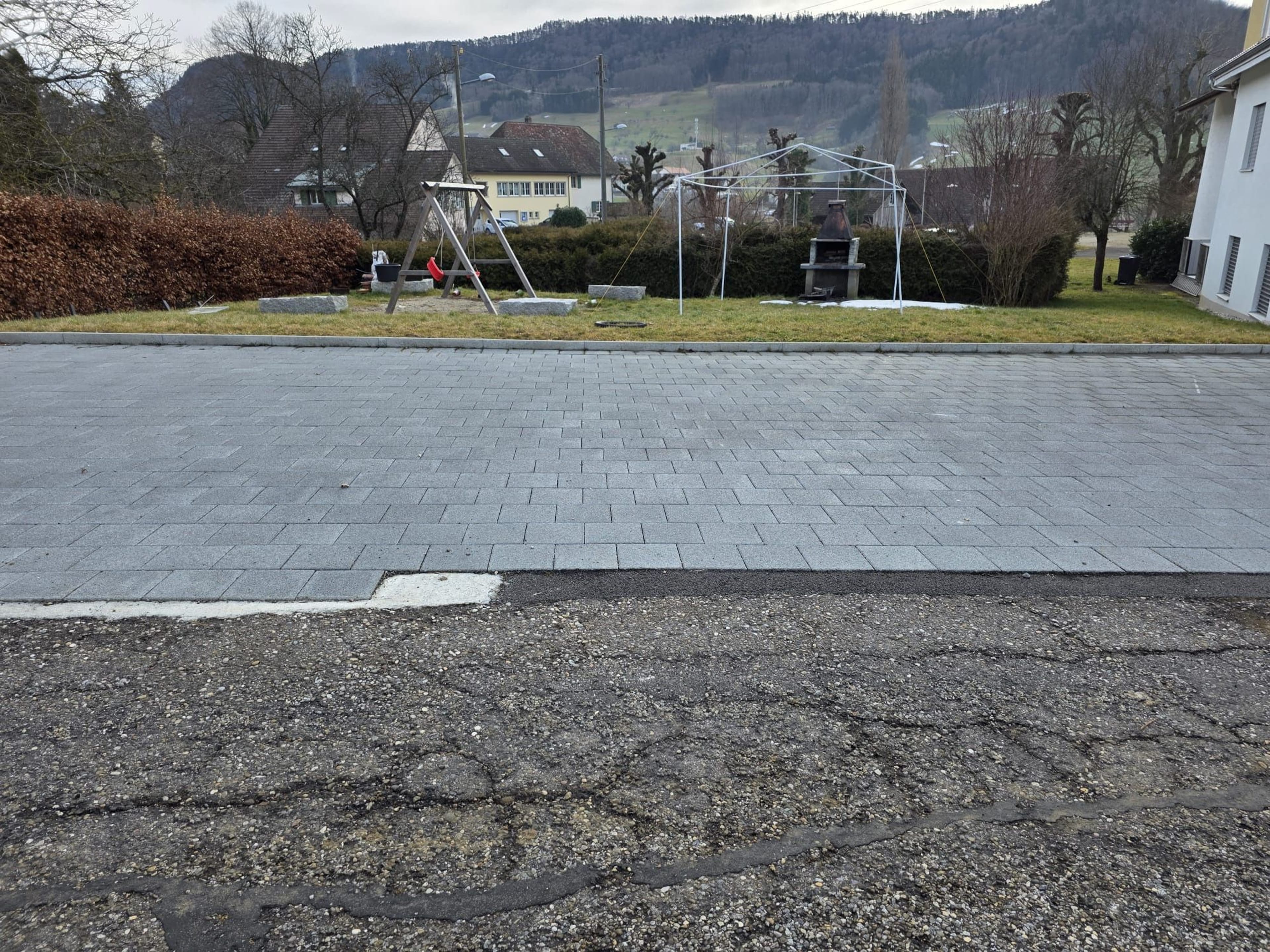 6 Aussenparkplätze, neu und eben - mieten in Zullwil SO - Bild 5