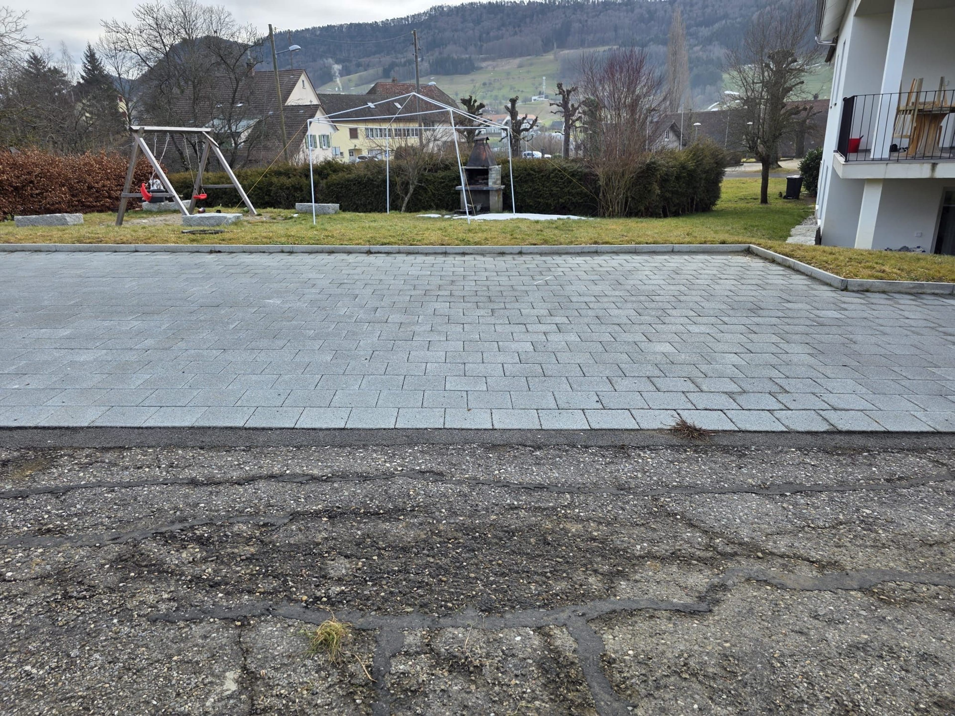 6 Aussenparkplätze, neu und eben - mieten in Zullwil SO - Bild 4