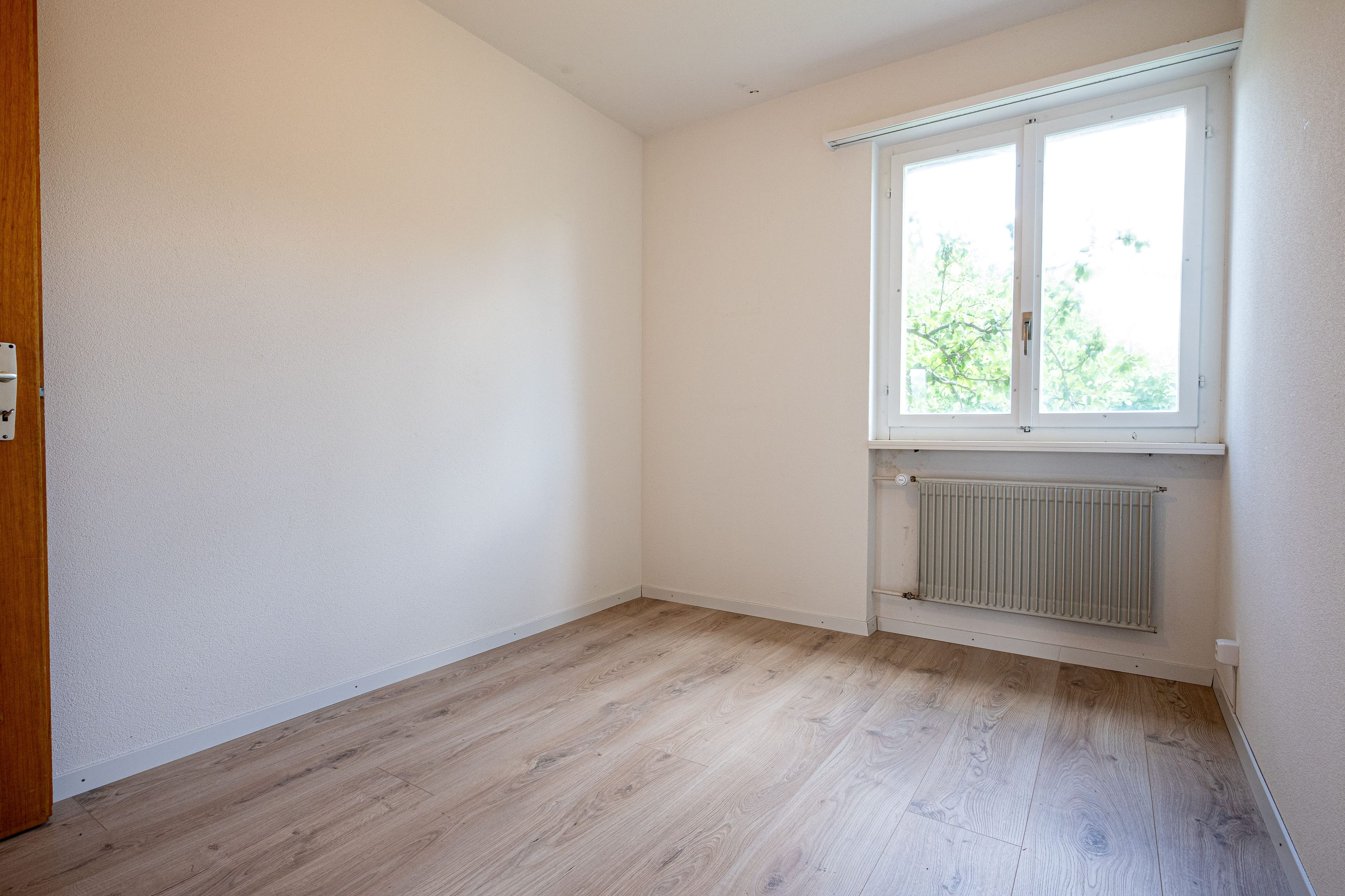 5.5-Zi. EFH in Uetendorf mit grossem Garten & Ausbaupotential - Bild 10