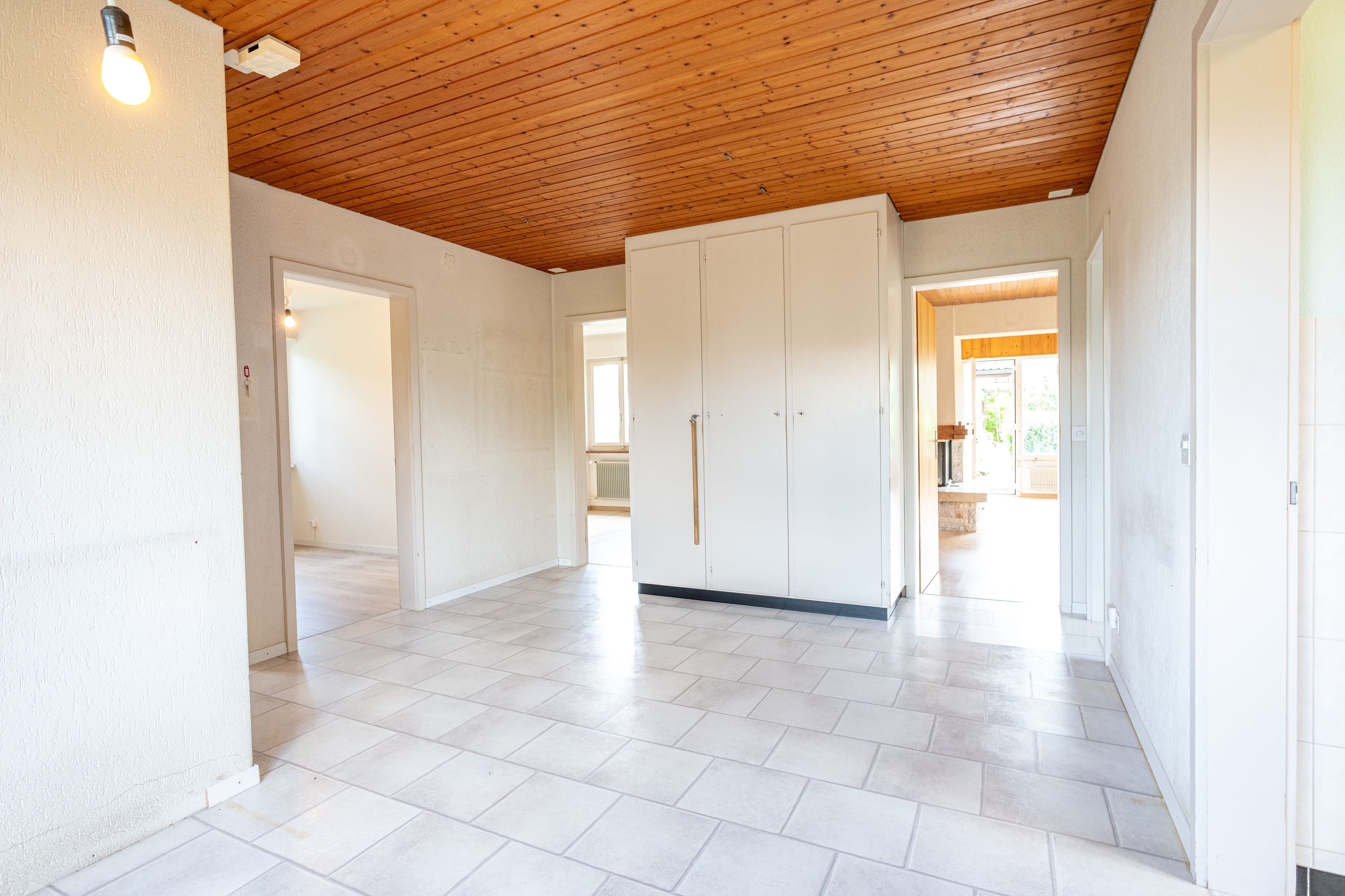 5.5-Zi. EFH in Uetendorf mit grossem Garten & Ausbaupotential - Bild 19