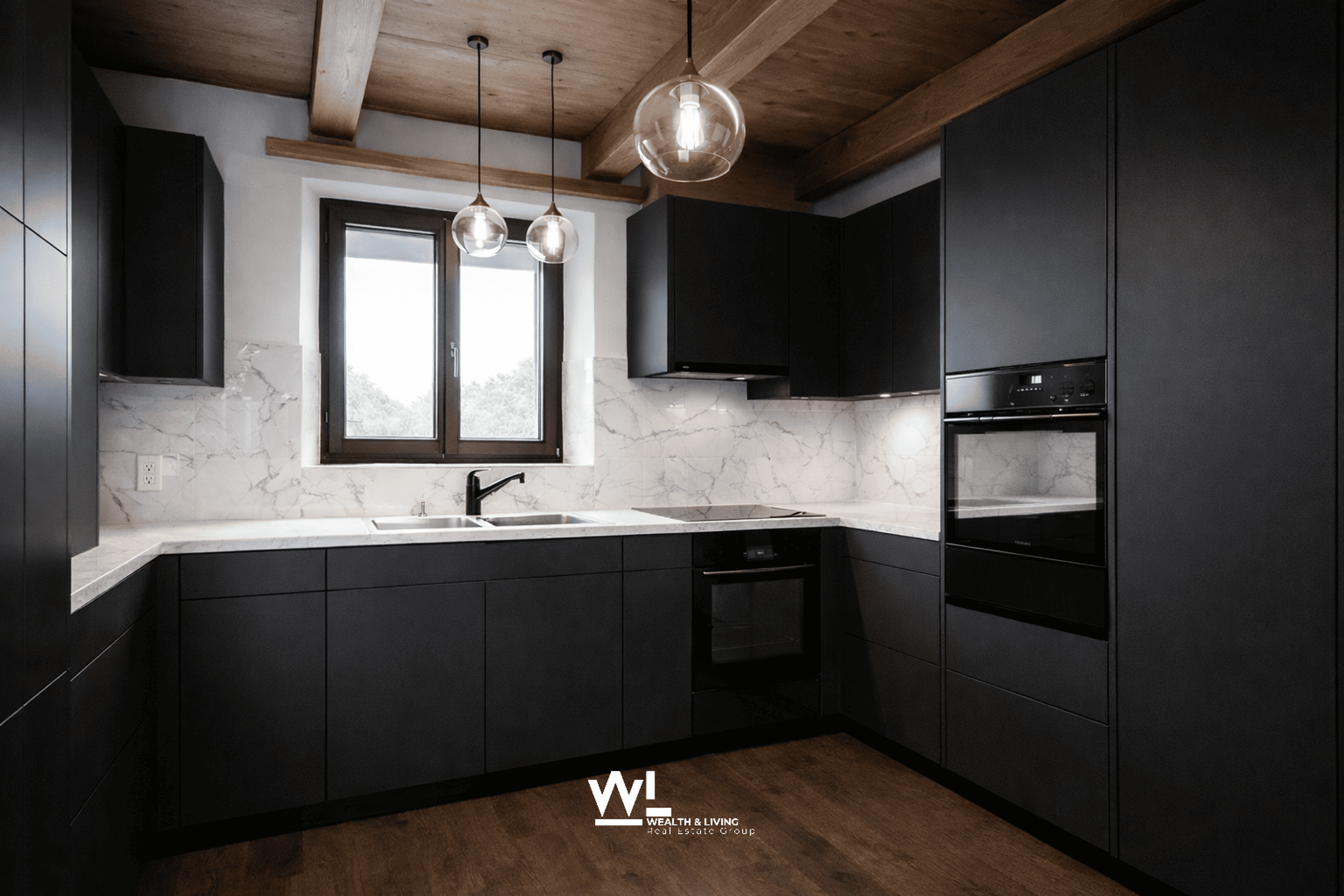 6-Zi.-Attika-Duplex mit Garten, Lift und Dachboden in Losone - hell und grosszügig - Bild 3