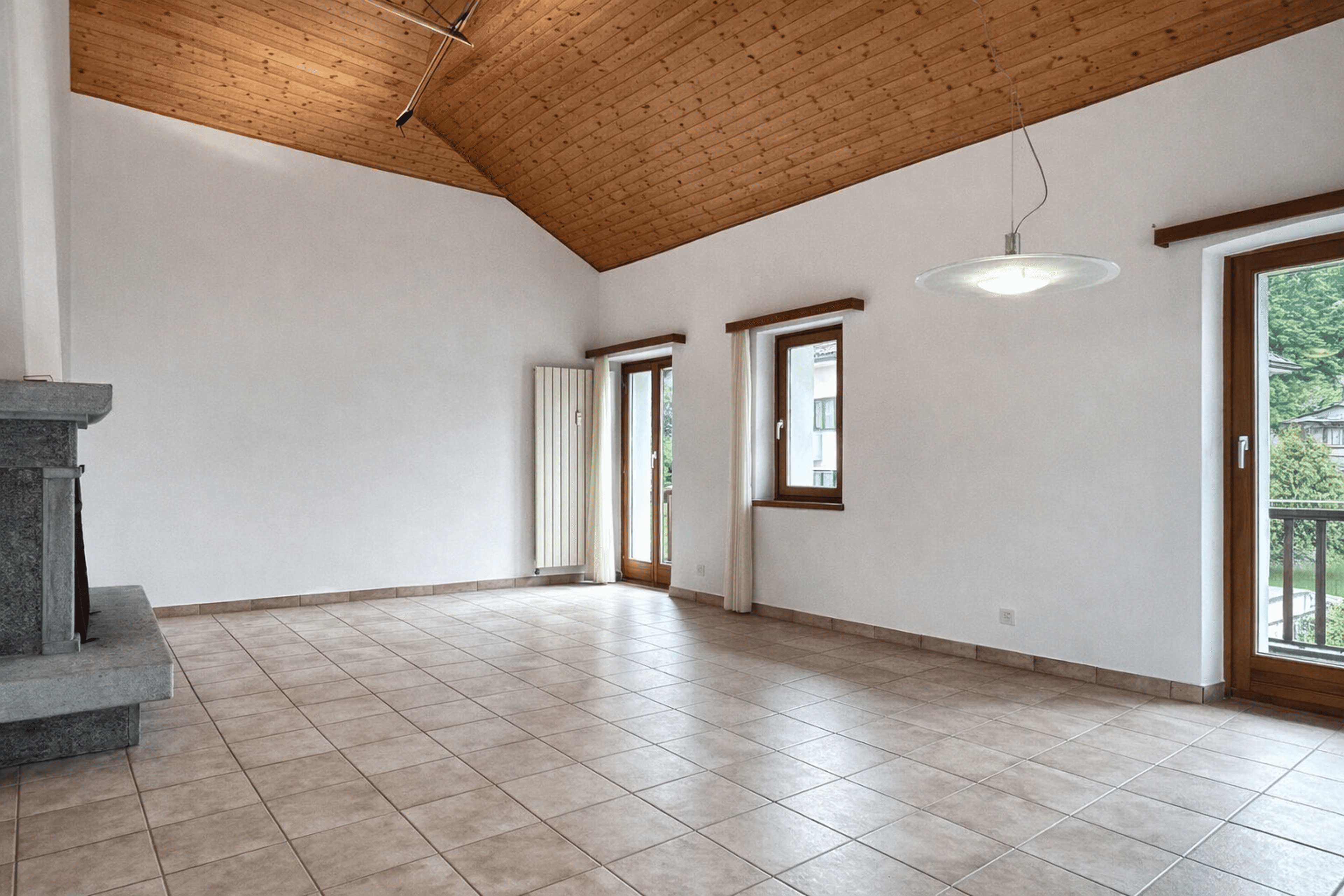 6-Zi.-Attika-Duplex mit Garten, Lift und Dachboden in Losone - hell und grosszügig - Bild 4