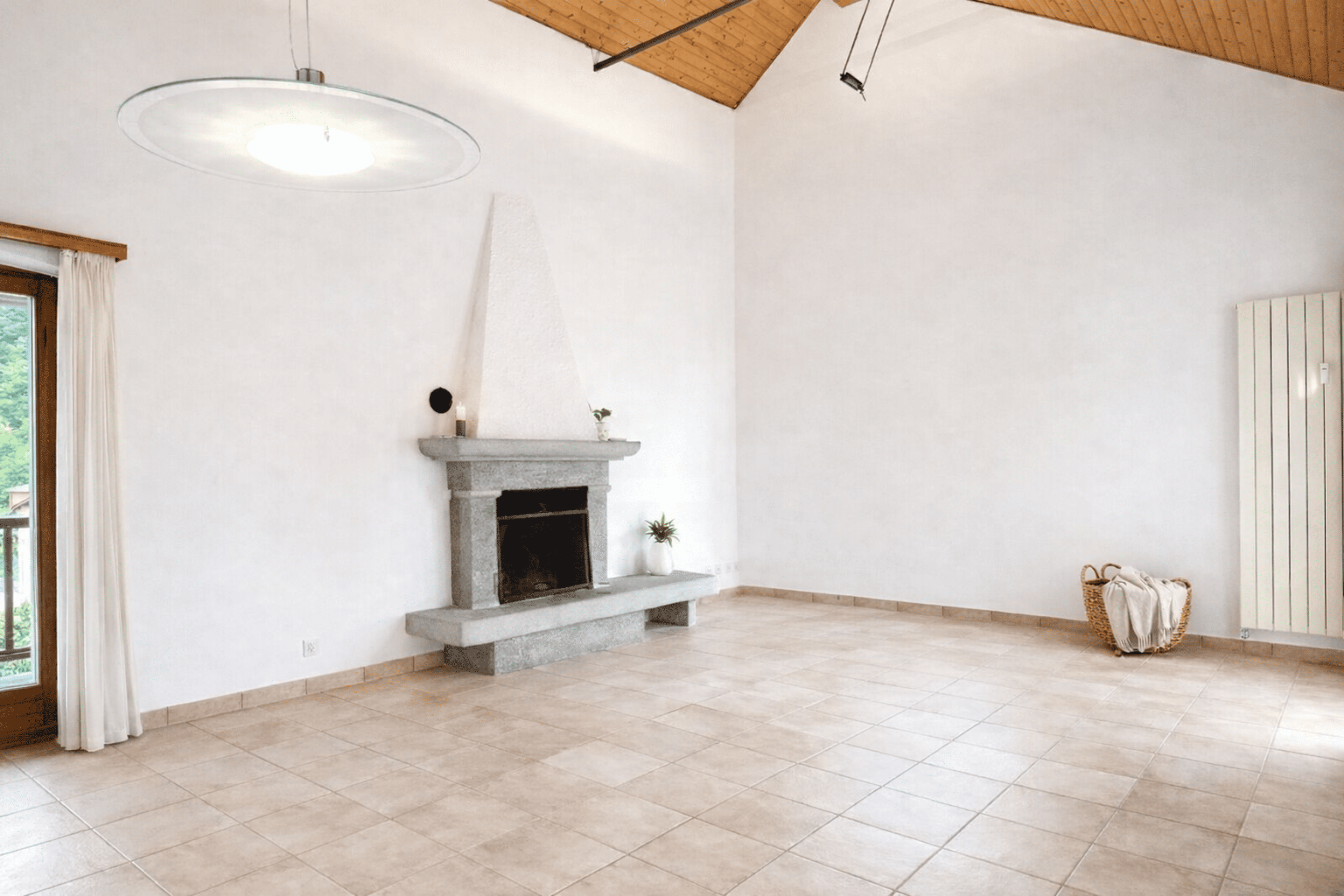 6-Zi.-Attika-Duplex mit Garten, Lift und Dachboden in Losone - hell und grosszügig - Bild 3