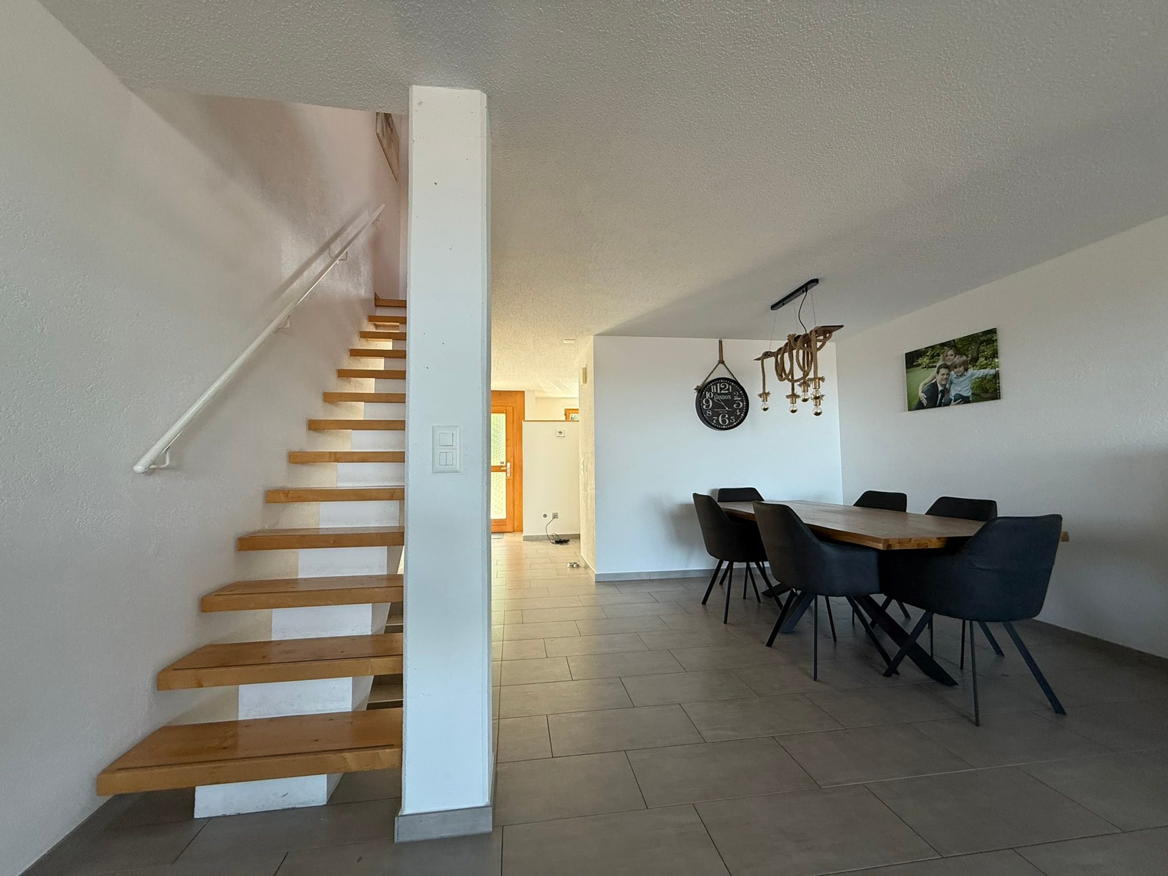 5.5-Zimmer Reihenhaus mit Weitsicht in Bellikon - 9