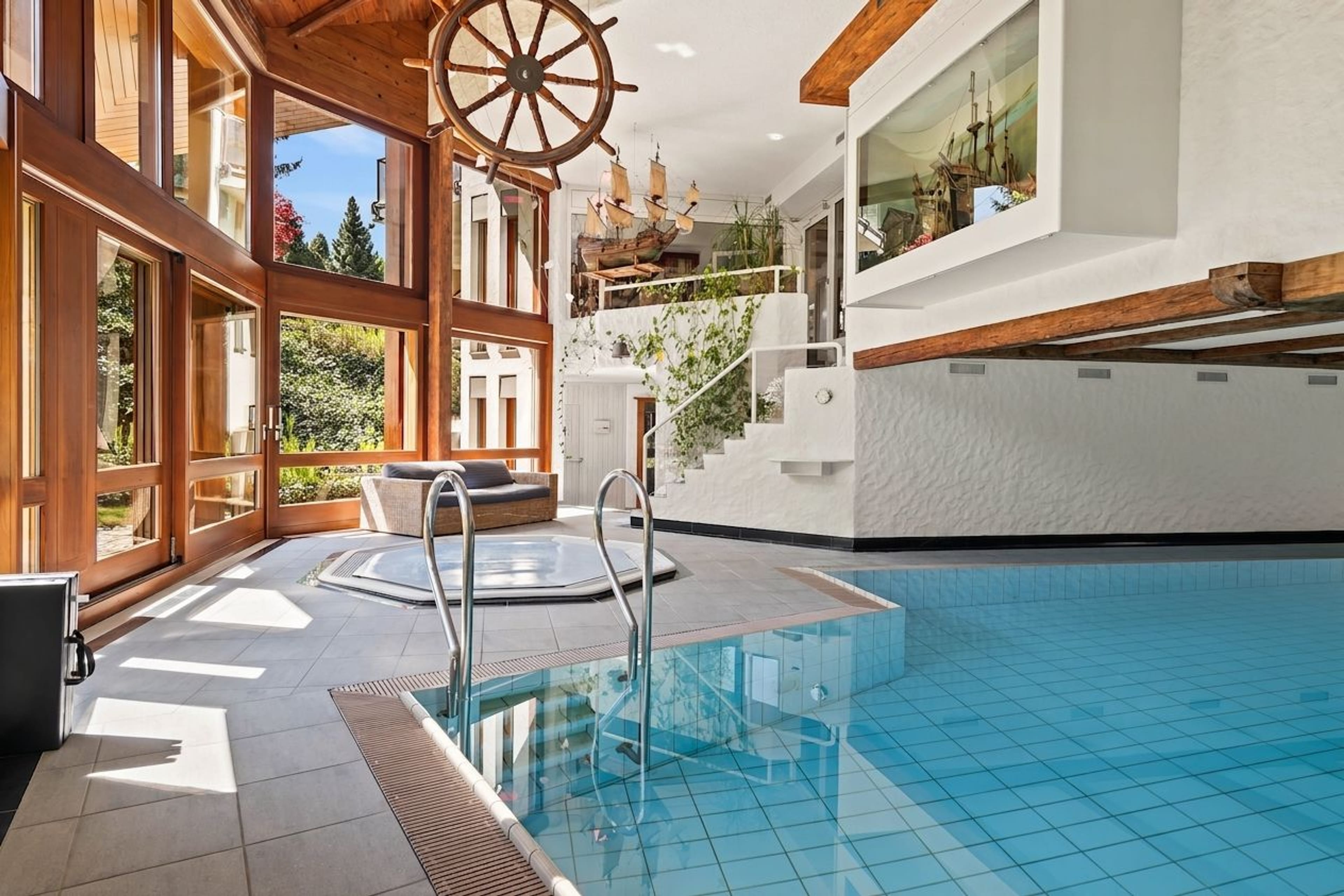 "Exklusive Villa mit Indoor-Pool und parkähnlicher Gartenanlage" - 10