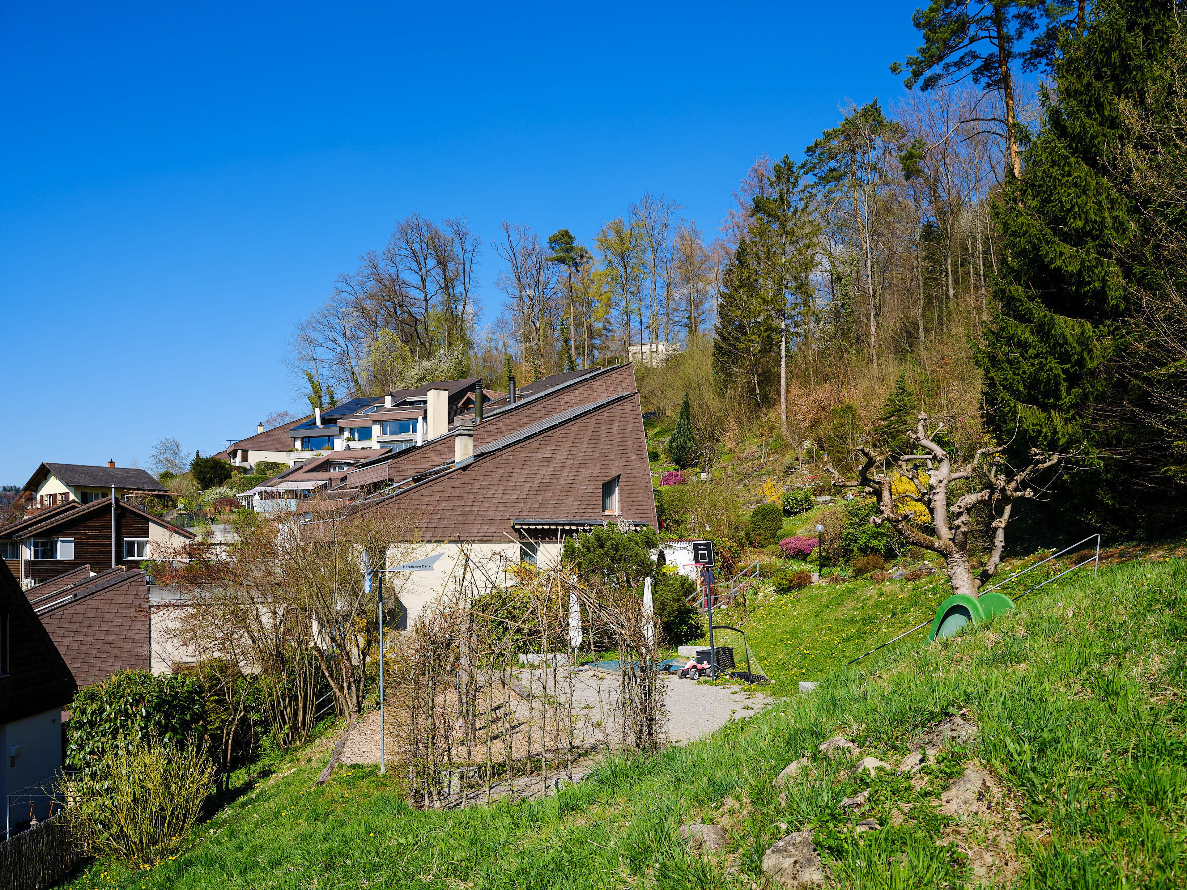 Zu verkaufen in Steffisburg: 5.5-Zimmer Reihenhaus mit hoher Privatsphäre - Bild 5
