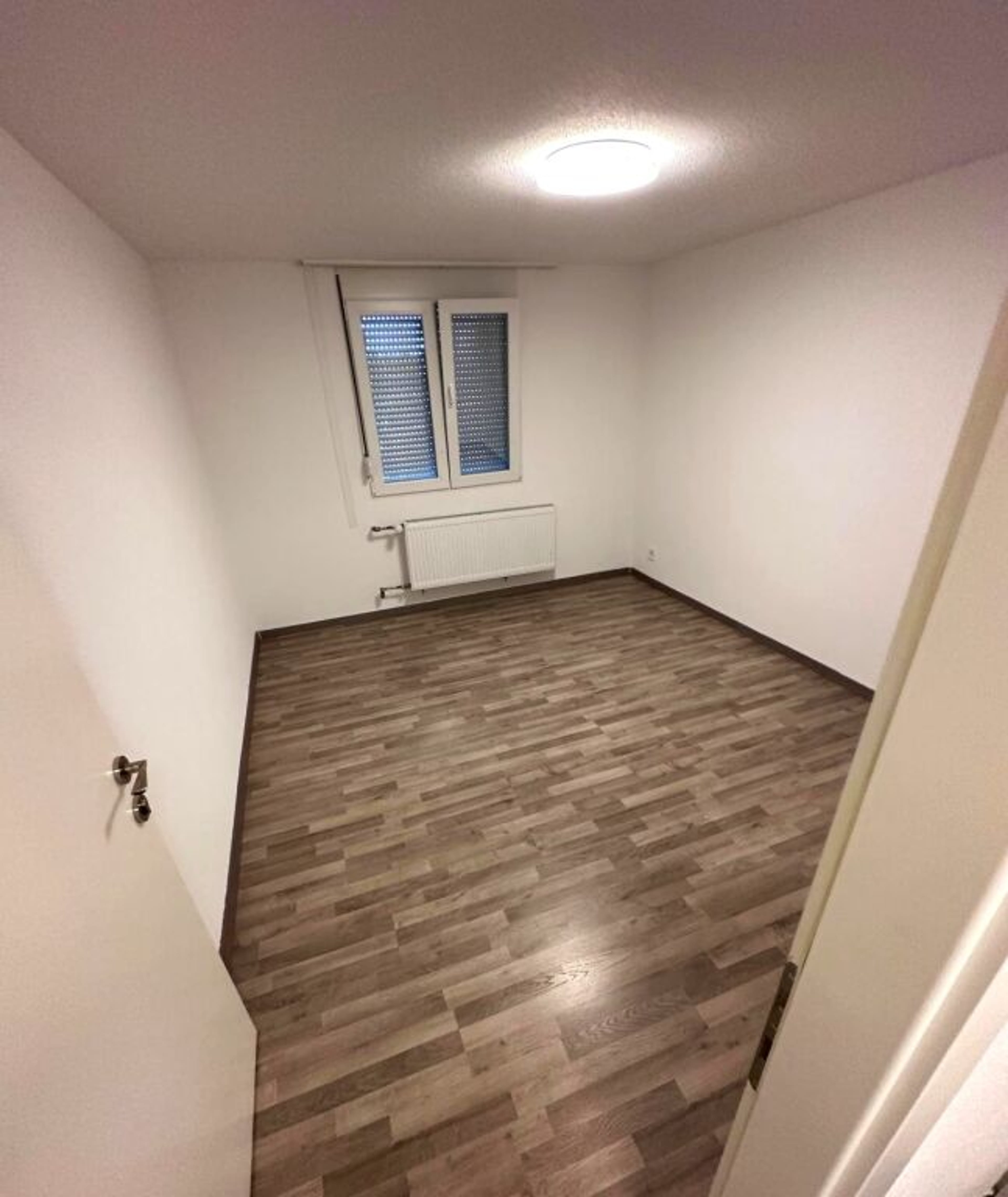 MFH mit 10 Whg + Gewerbe, totalsaniert, zentral in Biel - Bild 7