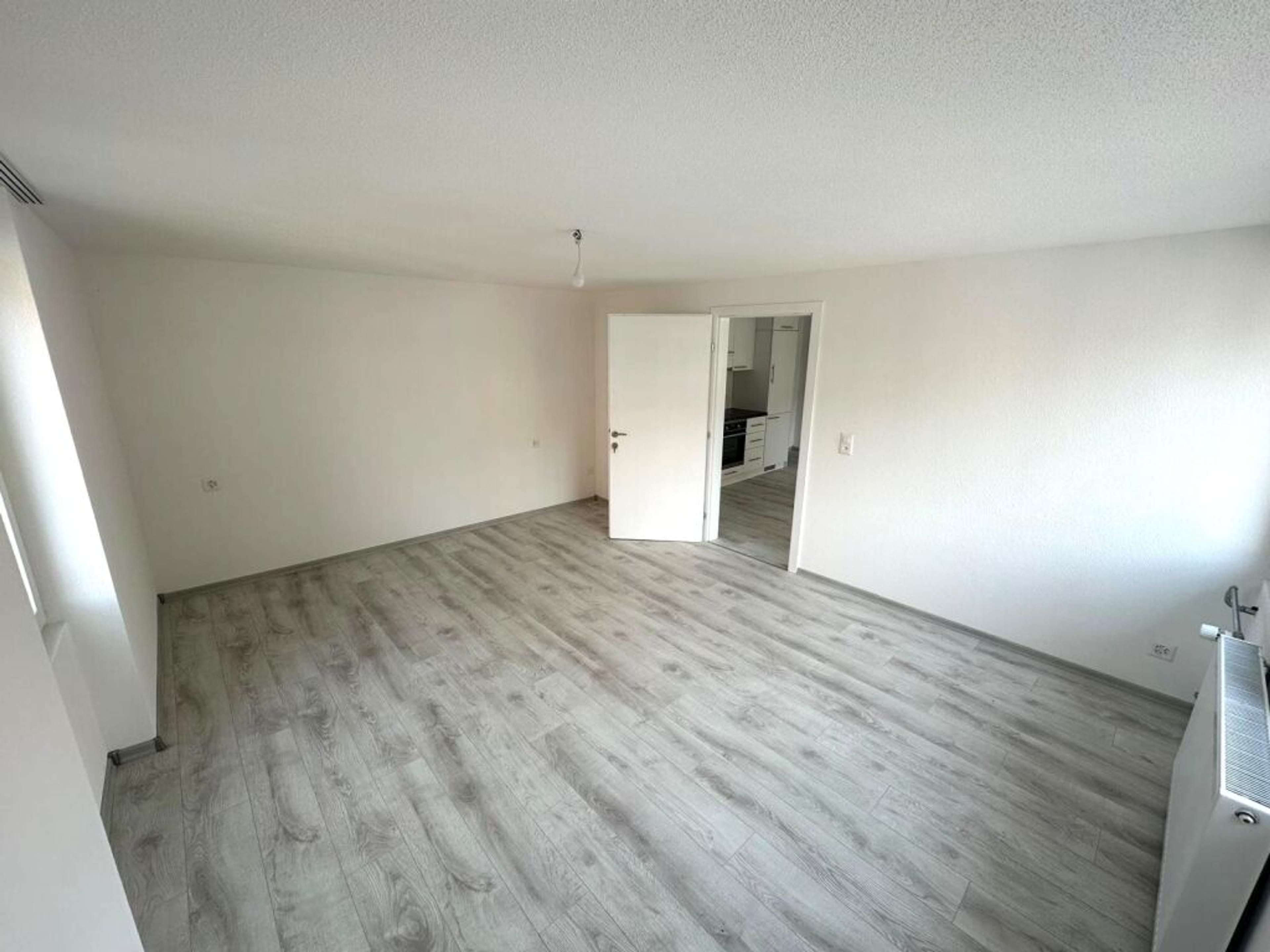 MFH mit 10 Whg + Gewerbe, totalsaniert, zentral in Biel - Bild 5