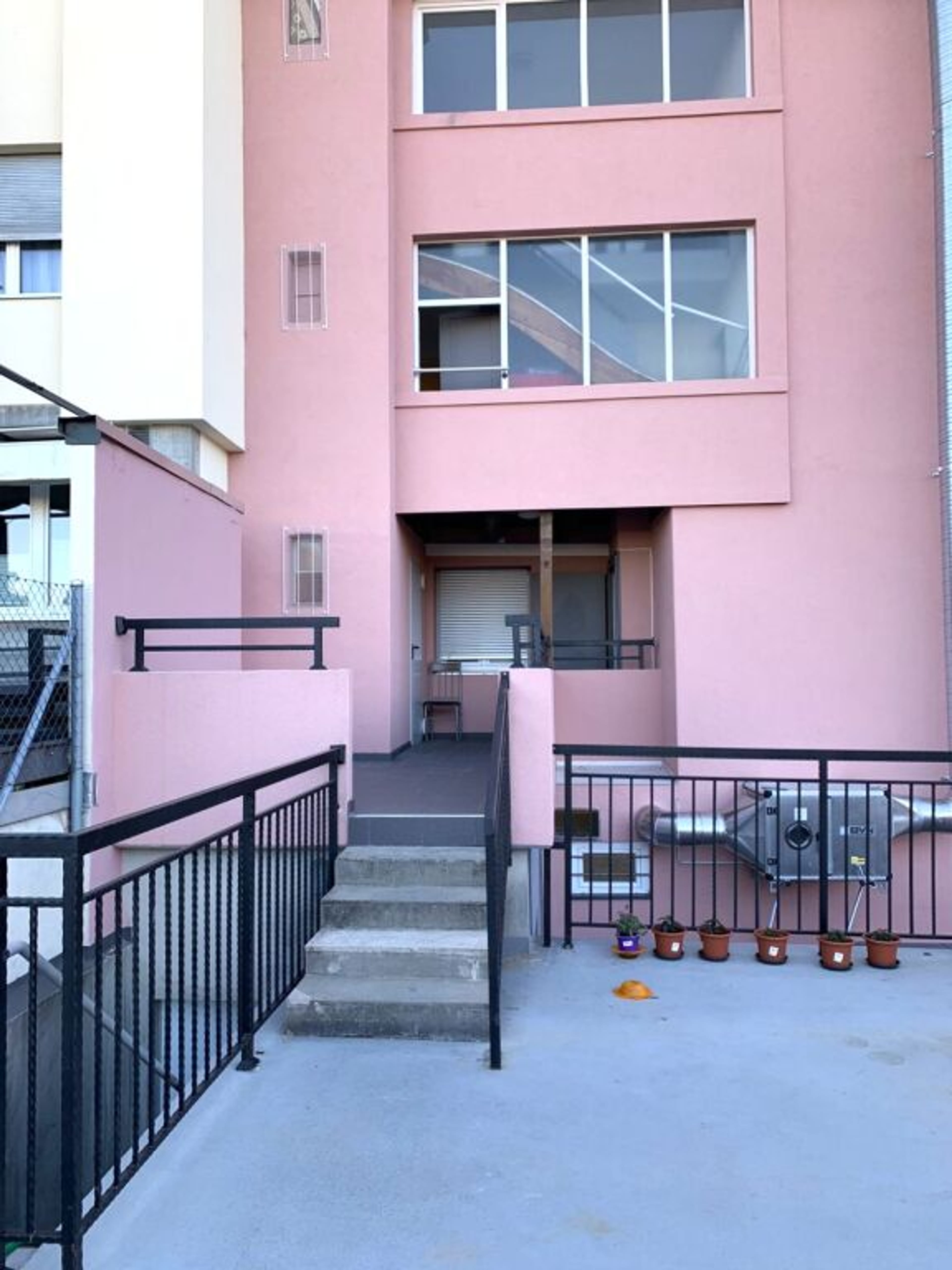 MFH mit 10 Whg + Gewerbe, totalsaniert, zentral in Biel - Bild 11