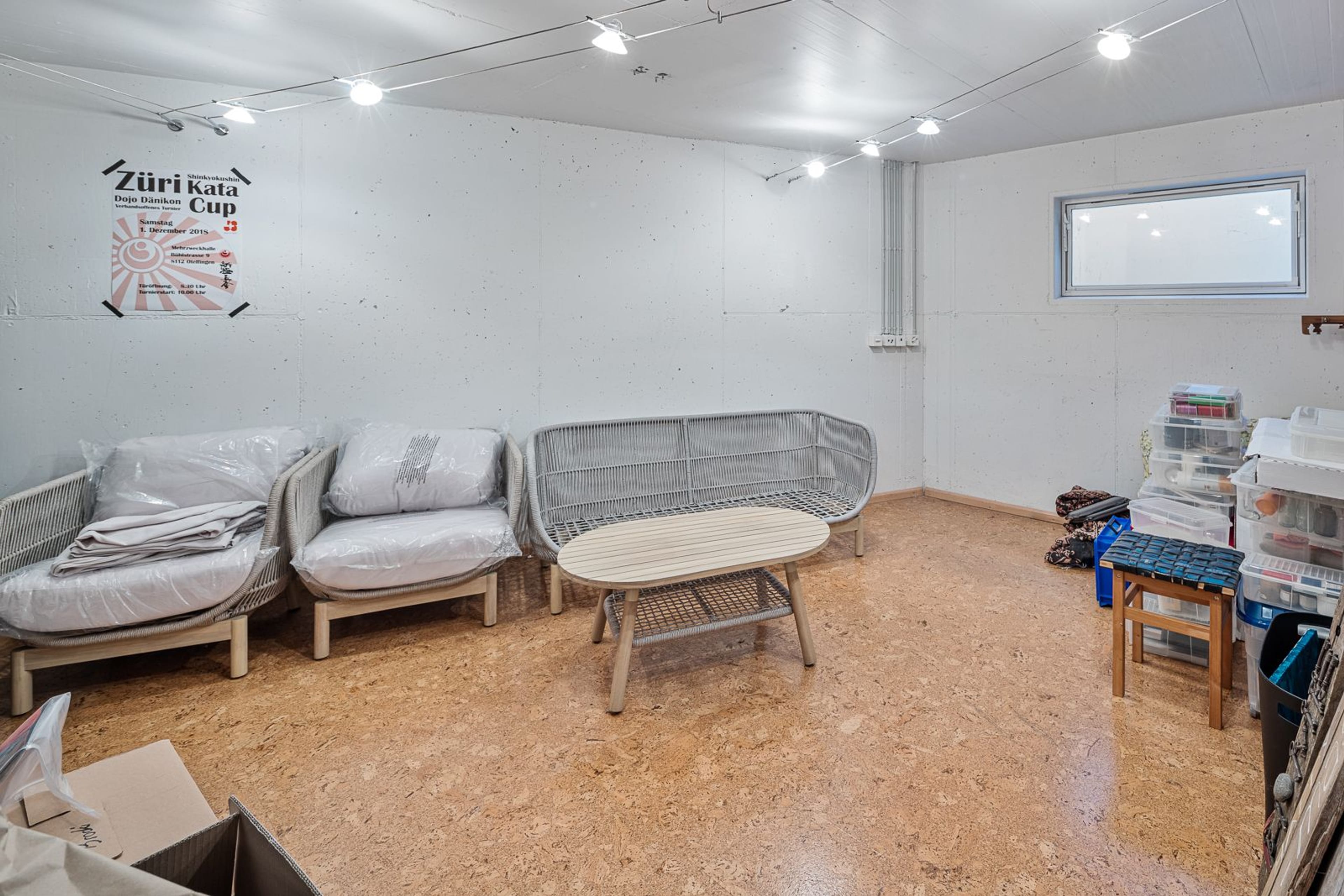 Sonniges, ruhiges Doppeleinfamilienhaus (6½-Zimmer) in Hüttikon ZH - Bild 23