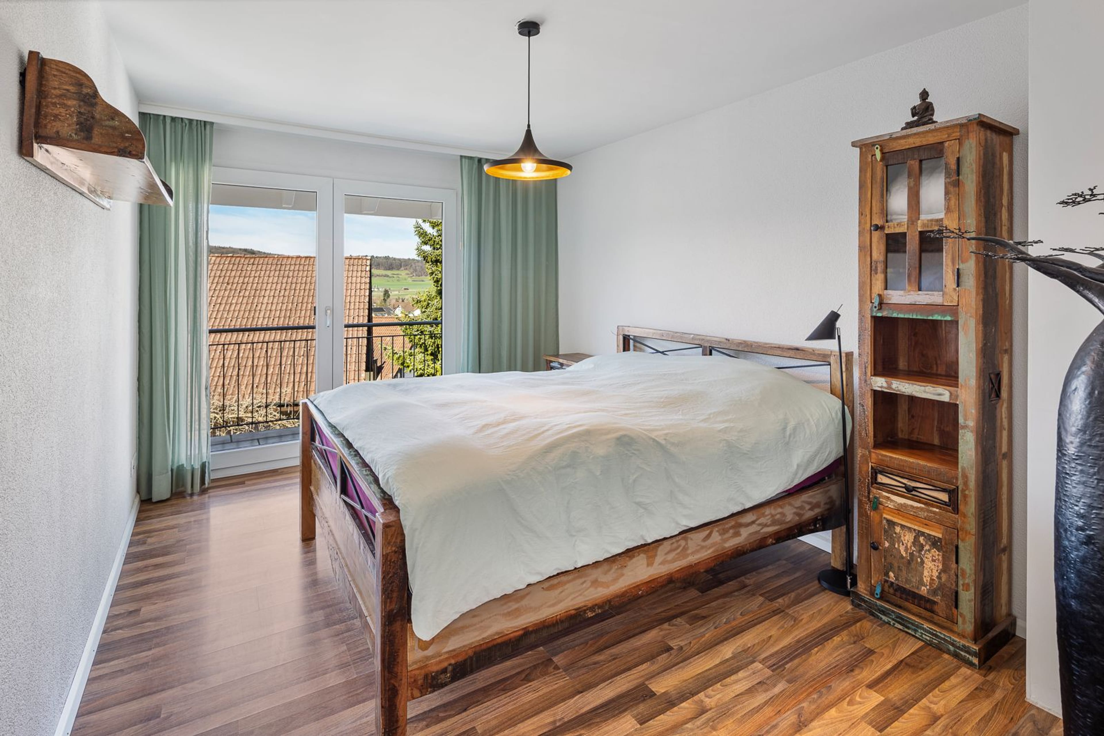 Sonniges, ruhiges Doppeleinfamilienhaus (6½-Zimmer) in Hüttikon ZH - Bild 5