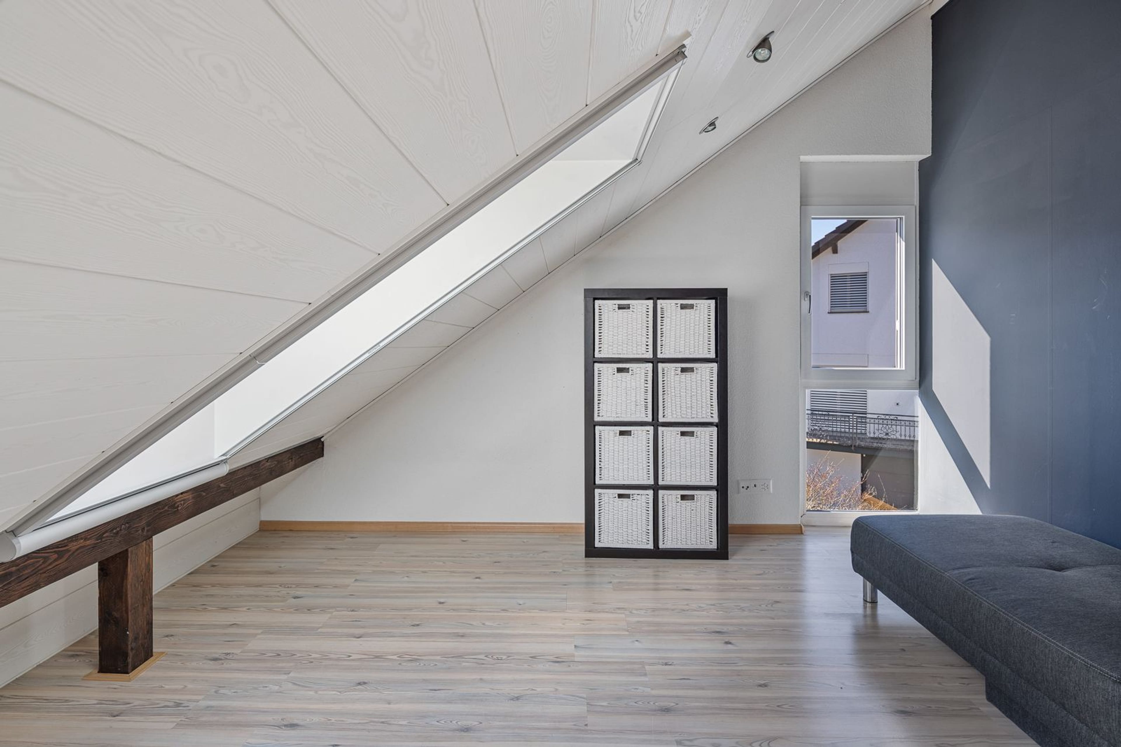 Sonniges, ruhiges Doppeleinfamilienhaus (6½-Zimmer) in Hüttikon ZH - Bild 9