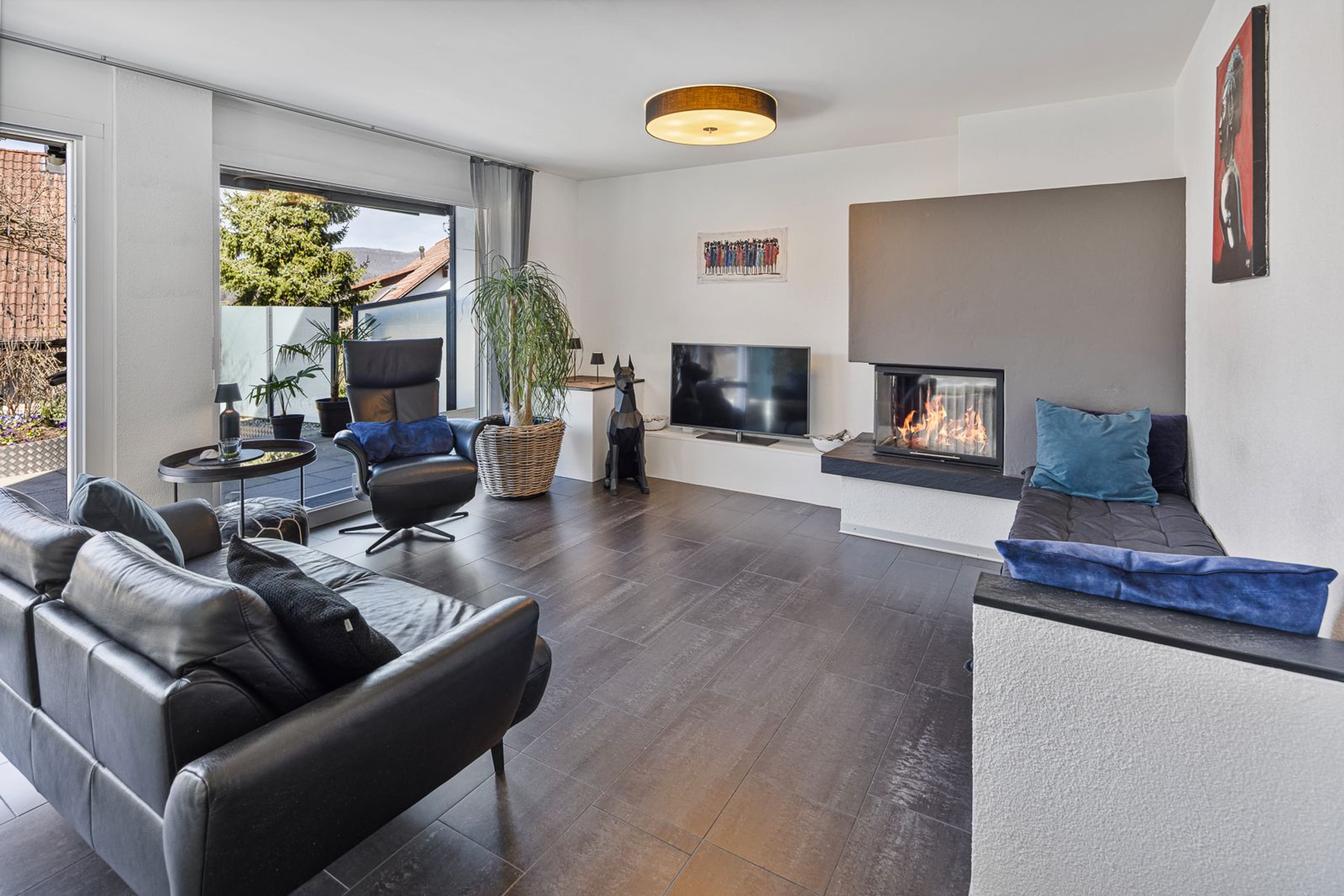 Sonniges, ruhiges Doppeleinfamilienhaus (6½-Zimmer) in Hüttikon ZH - Bild 2