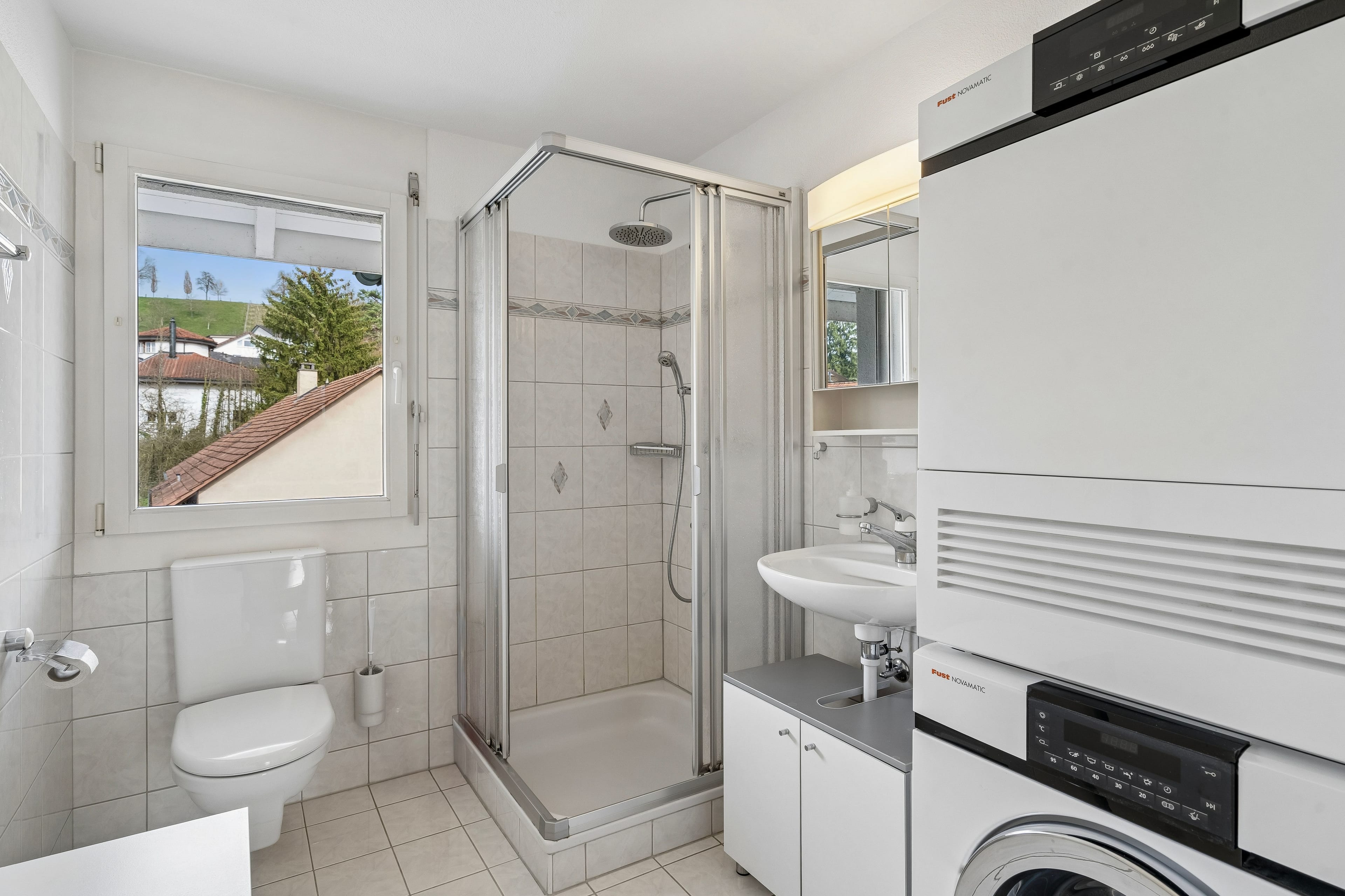 5.5-Zimmerwohnung mit grosser Terrasse in Dottikon - 4