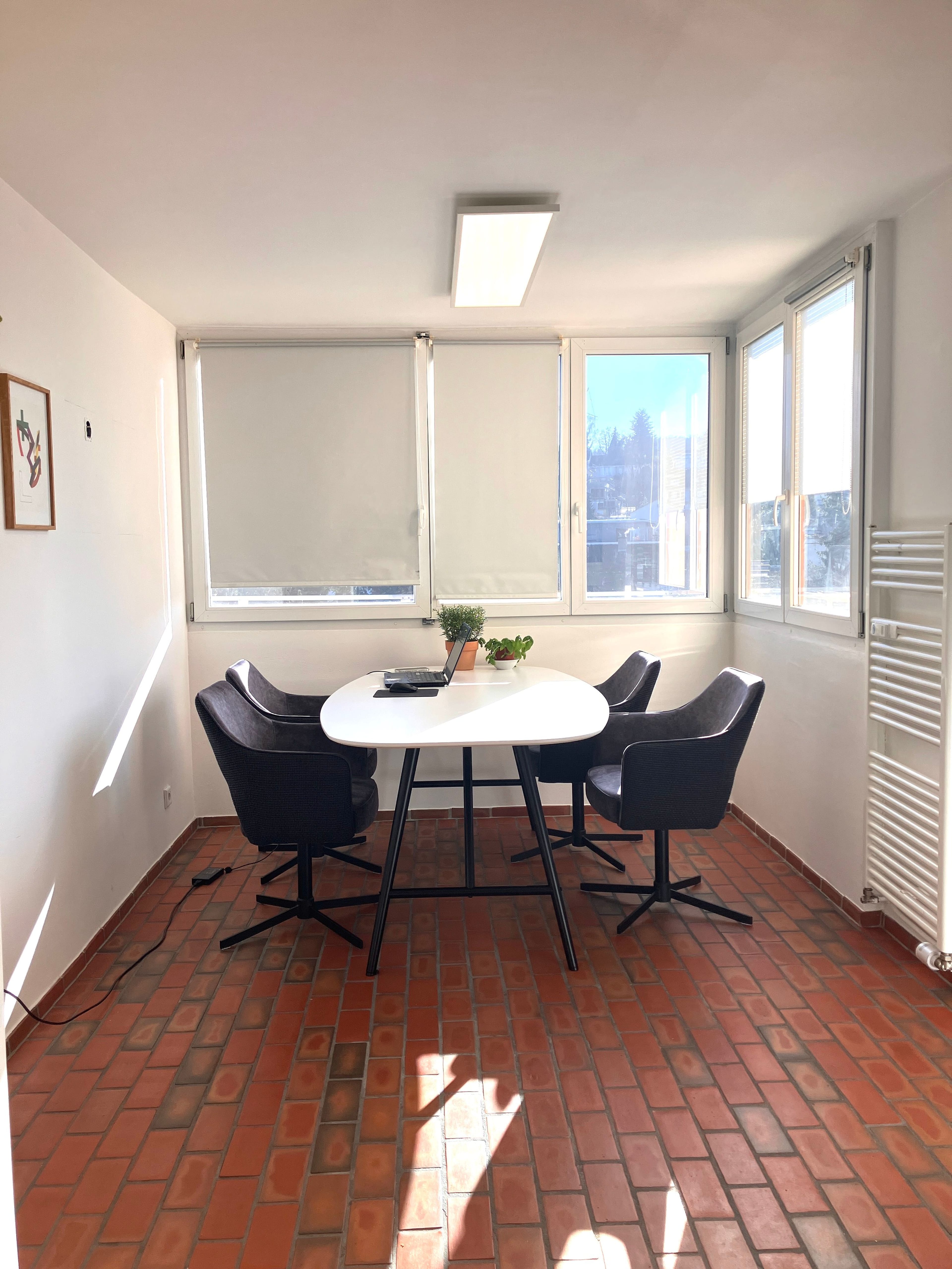 Sonnige 3.5-Zi.-Wohnung mit verglastem Balkon – Nähe Bodensee - Bild 5