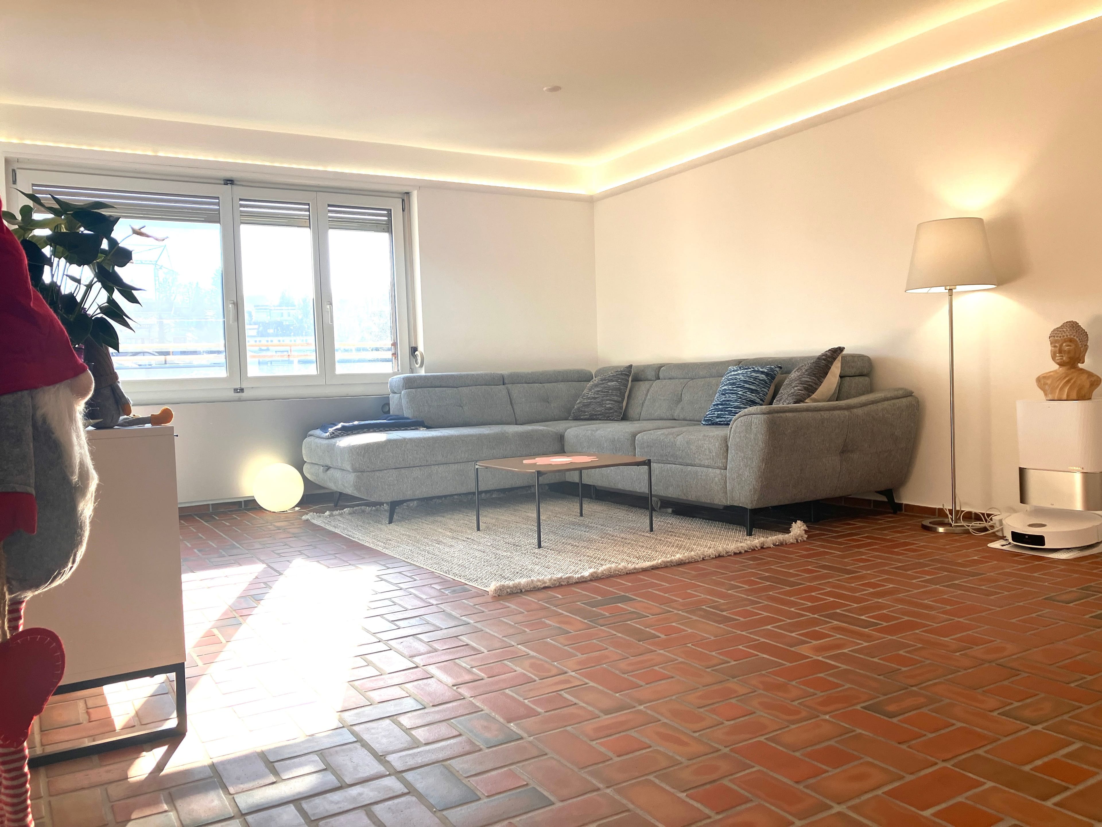 Sonnige 3.5-Zi.-Wohnung mit verglastem Balkon – Nähe Bodensee - Bild 3