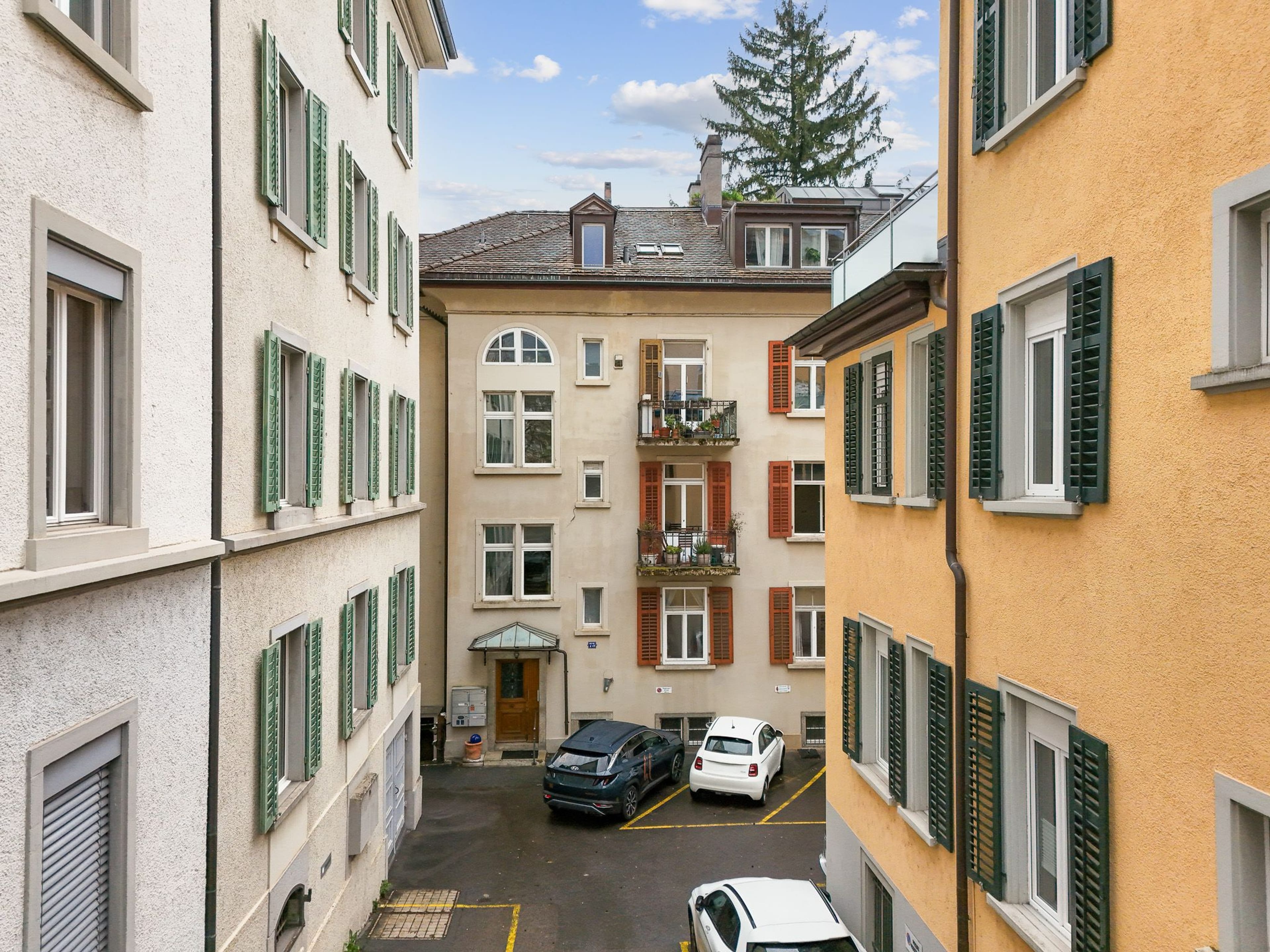 Mehrfamilienhaus mit 6 Einheiten und Dachterrasse in Zürich Enge - Bild 24