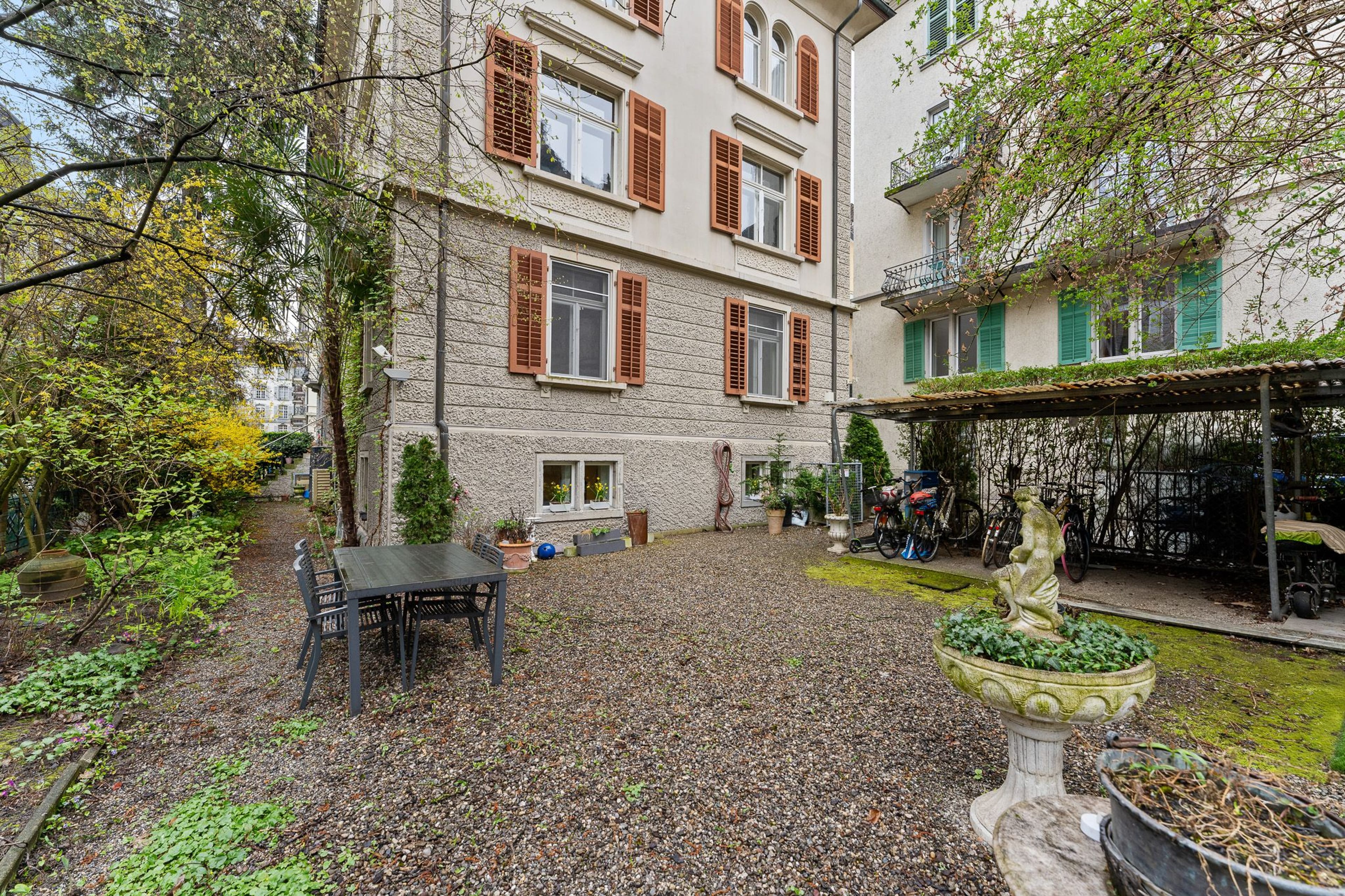 Mehrfamilienhaus mit 6 Einheiten und Dachterrasse in Zürich Enge - Bild 21