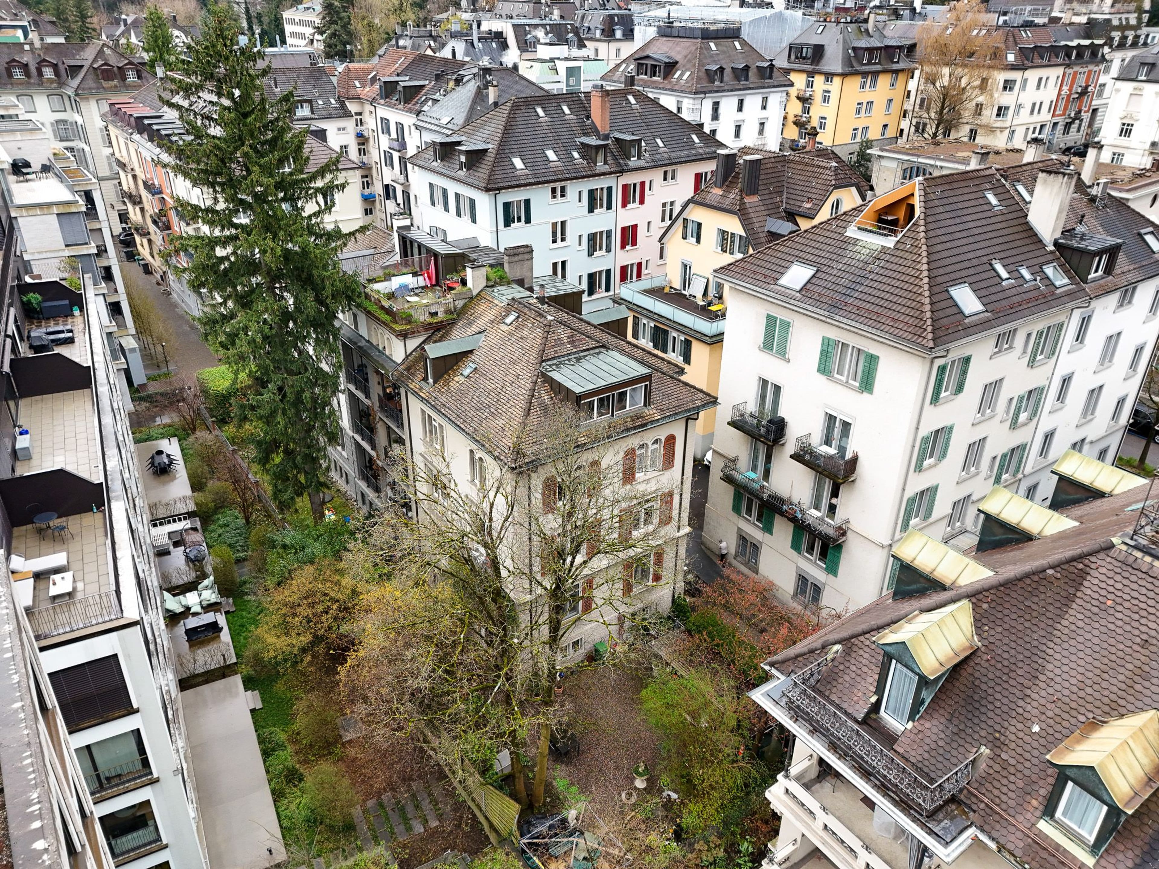 Mehrfamilienhaus mit 6 Einheiten und Dachterrasse in Zürich Enge - Bild 27