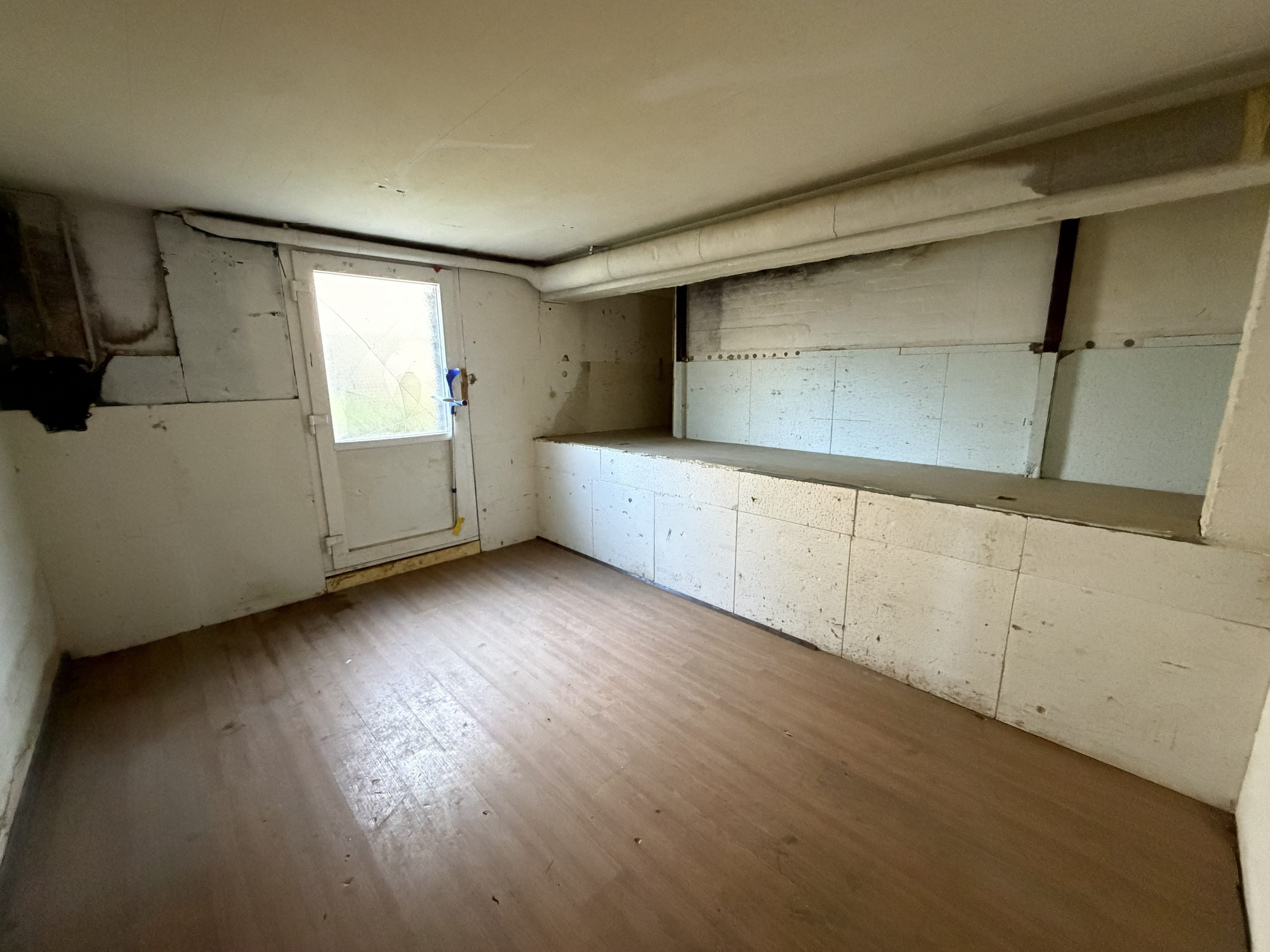 5.5-Zi.-Einfamilienhaus sucht Handwerker - 14