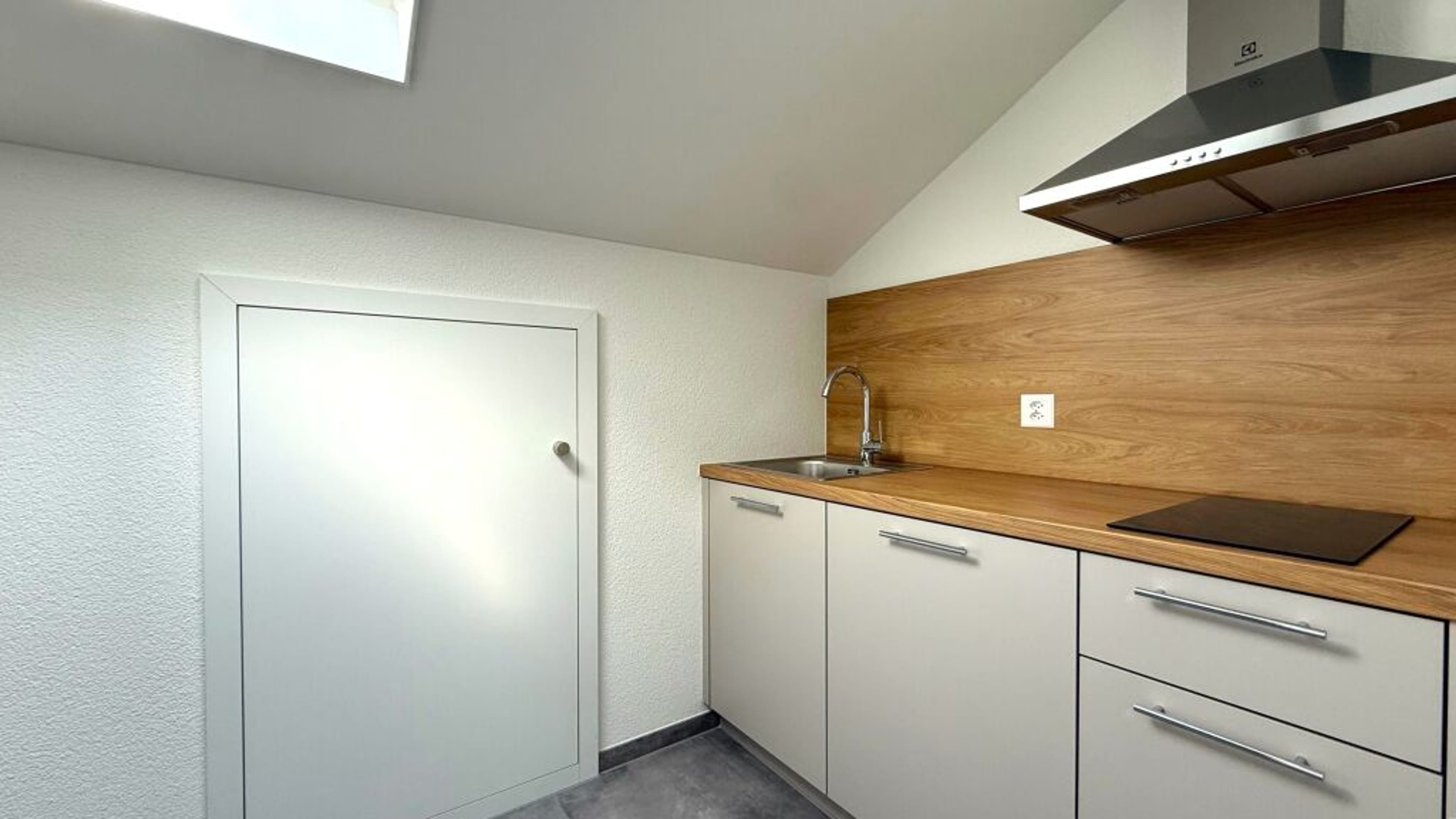 2.5-Zimmer-Dachwohnung, modern, in Ittigen mieten - Bild 3