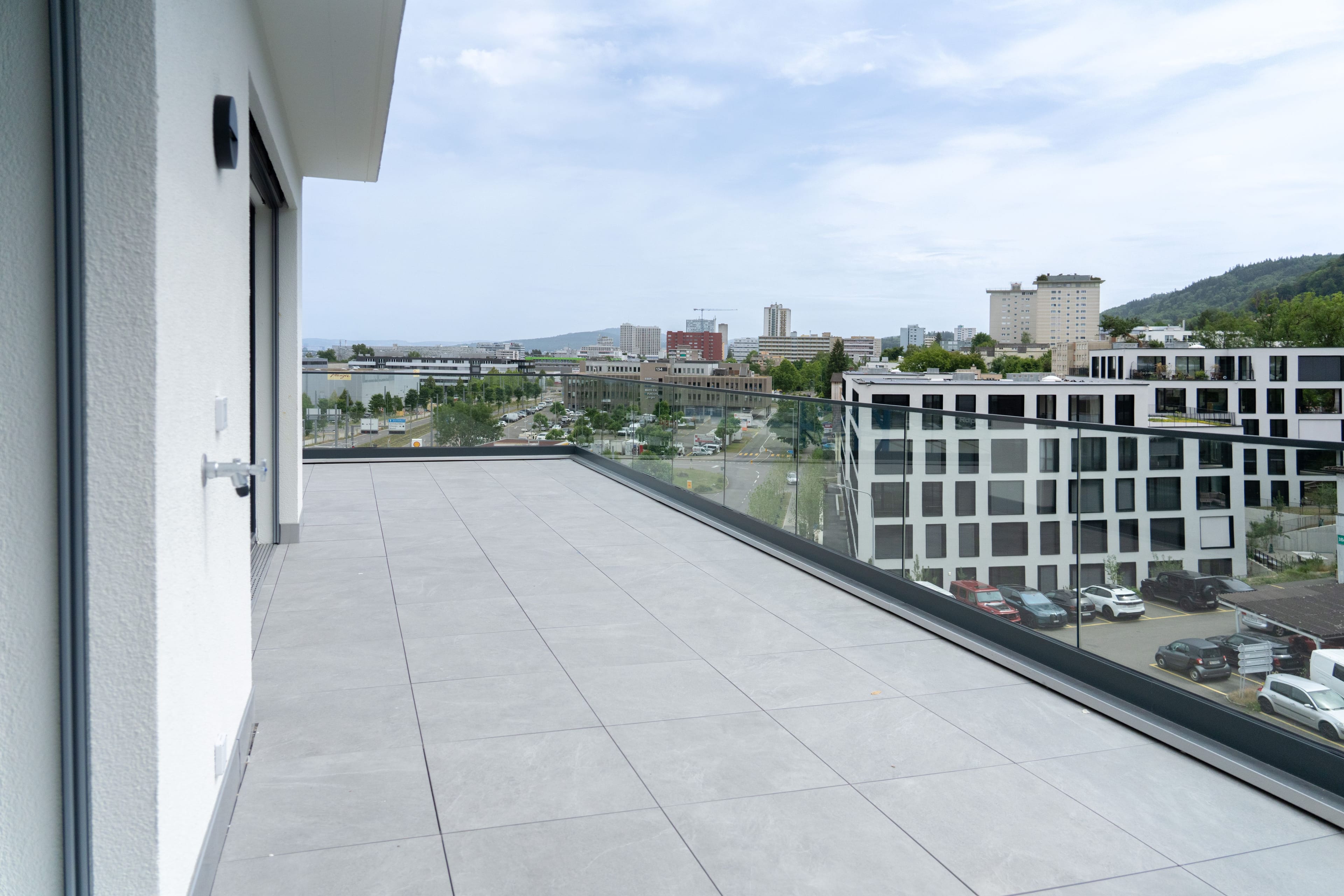 3.5-Zimmer-Attika mit grosser Terrasse in Killwangen mieten - 1