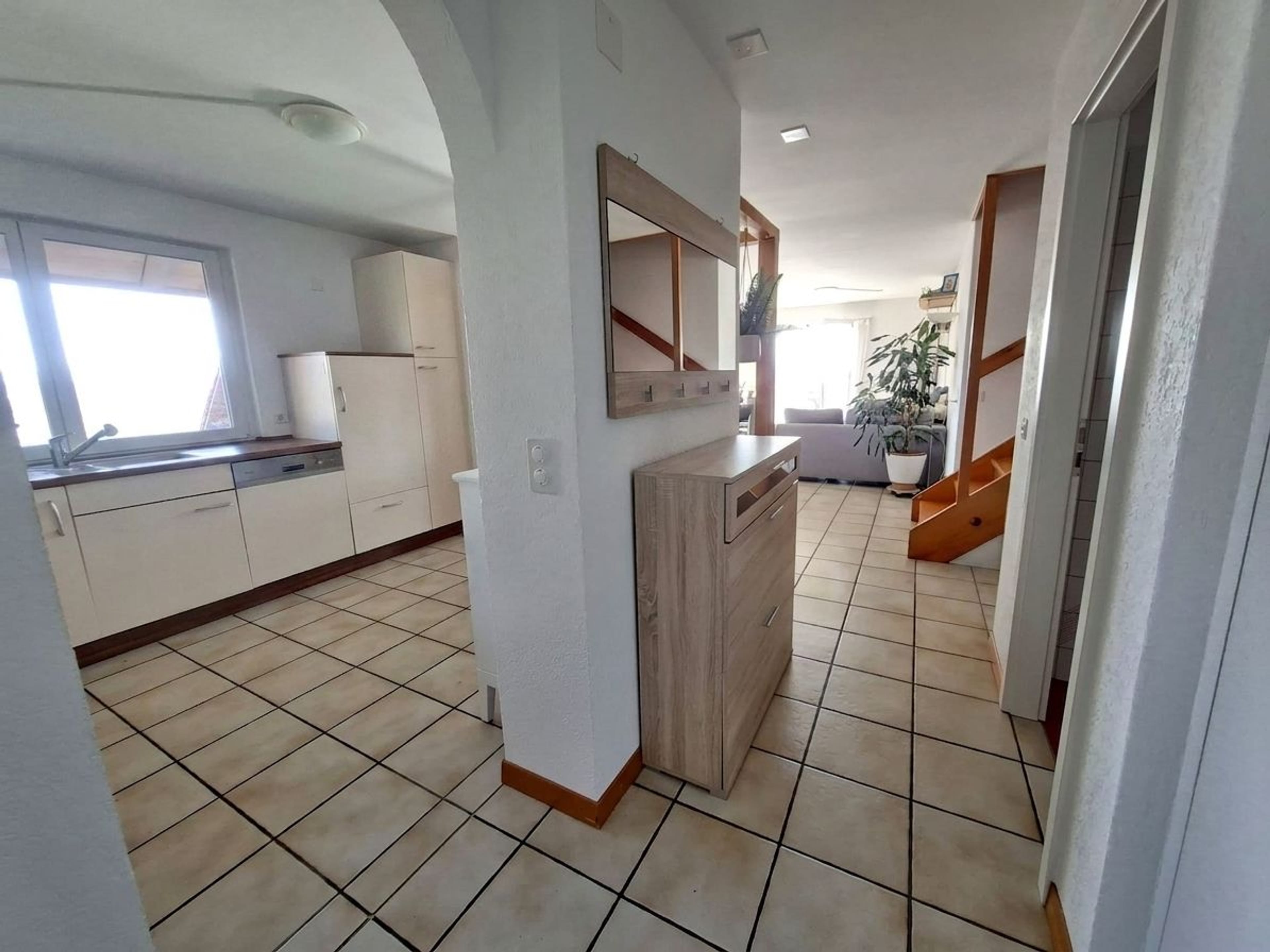 Helle 3.5-Zi.-Maisonette mit Weitsicht, Nuglar-St. Pantaleon - Bild 5