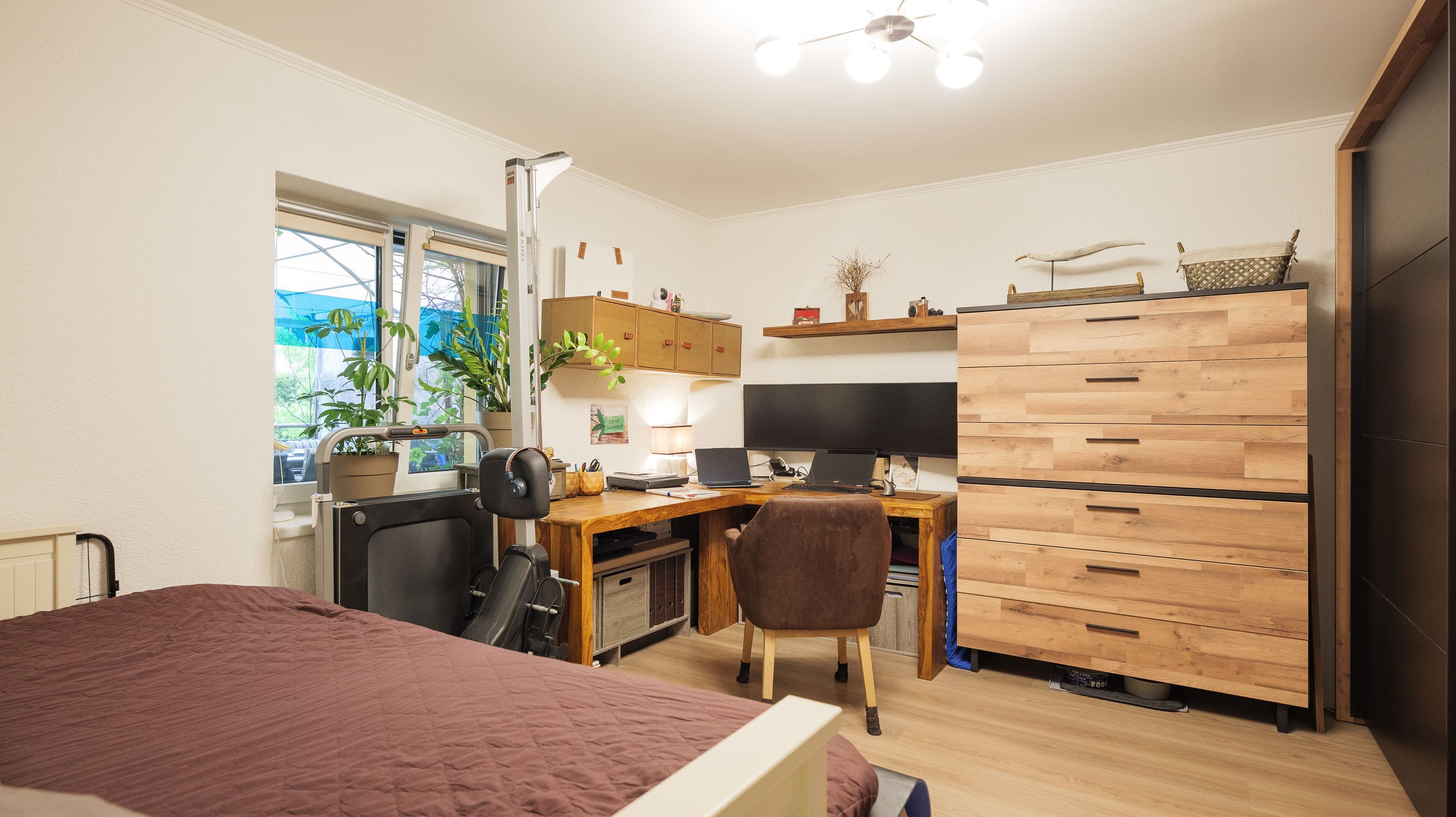 Zentrales MFH mit 3 Einheiten in Buochs - modern, mit Lift - Bild 7