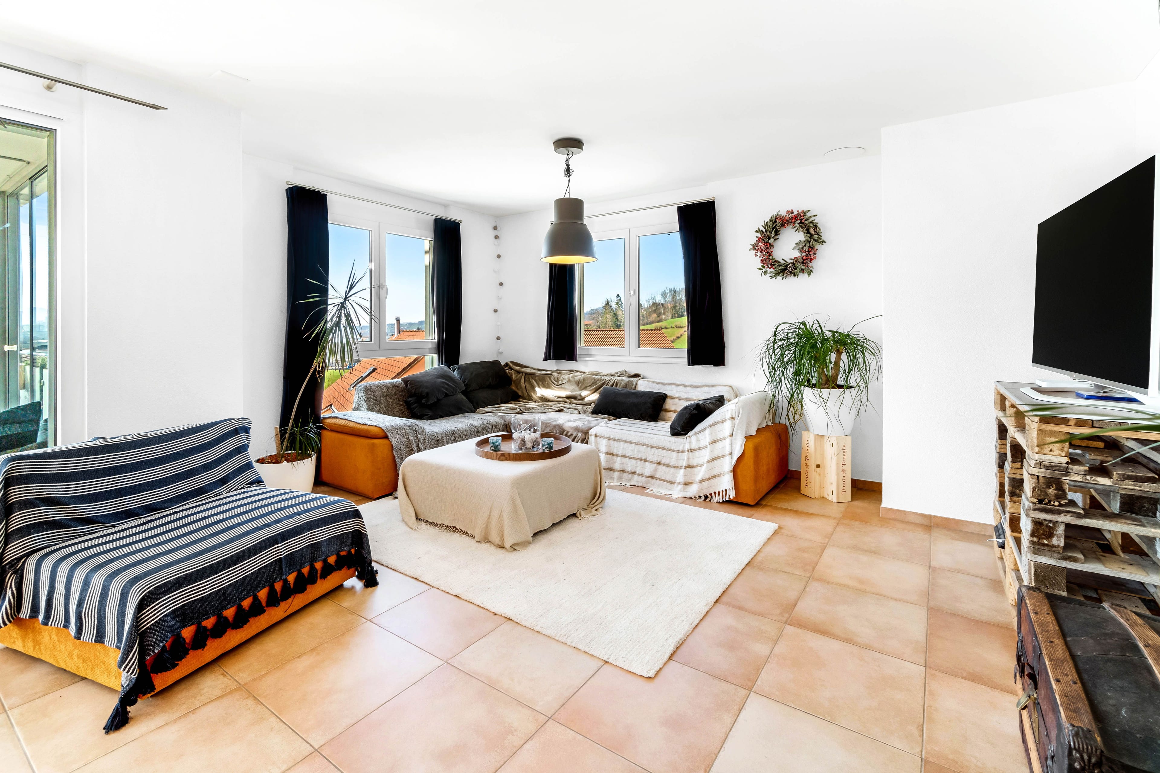 WG-Zimmer mit Wintergarten in der zuckerloser Küche. - Bild 23