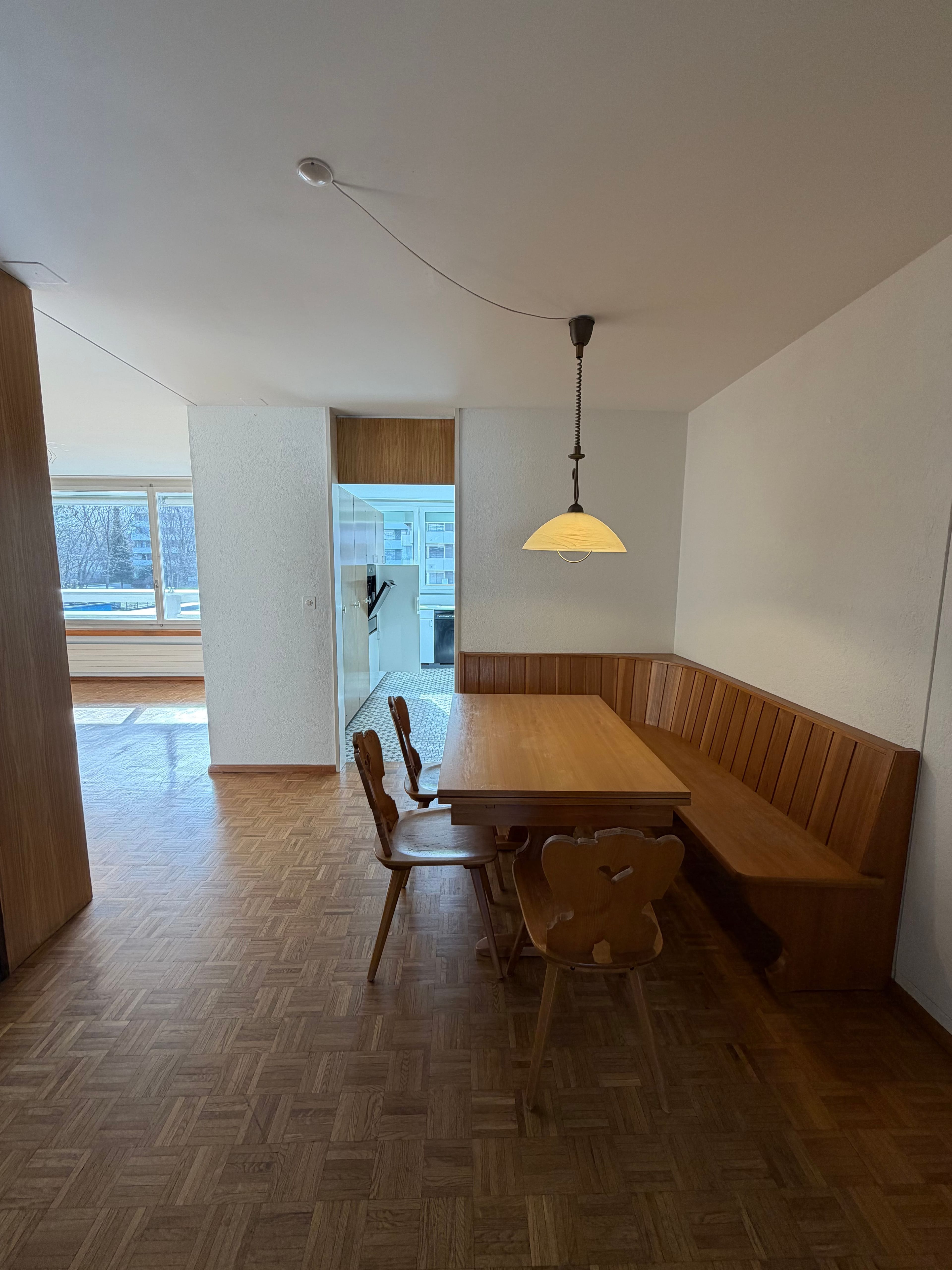 Helle 4.5-Zimmer-Wohnung mit Balkon in Chur - kein Baurecht - Bild 3