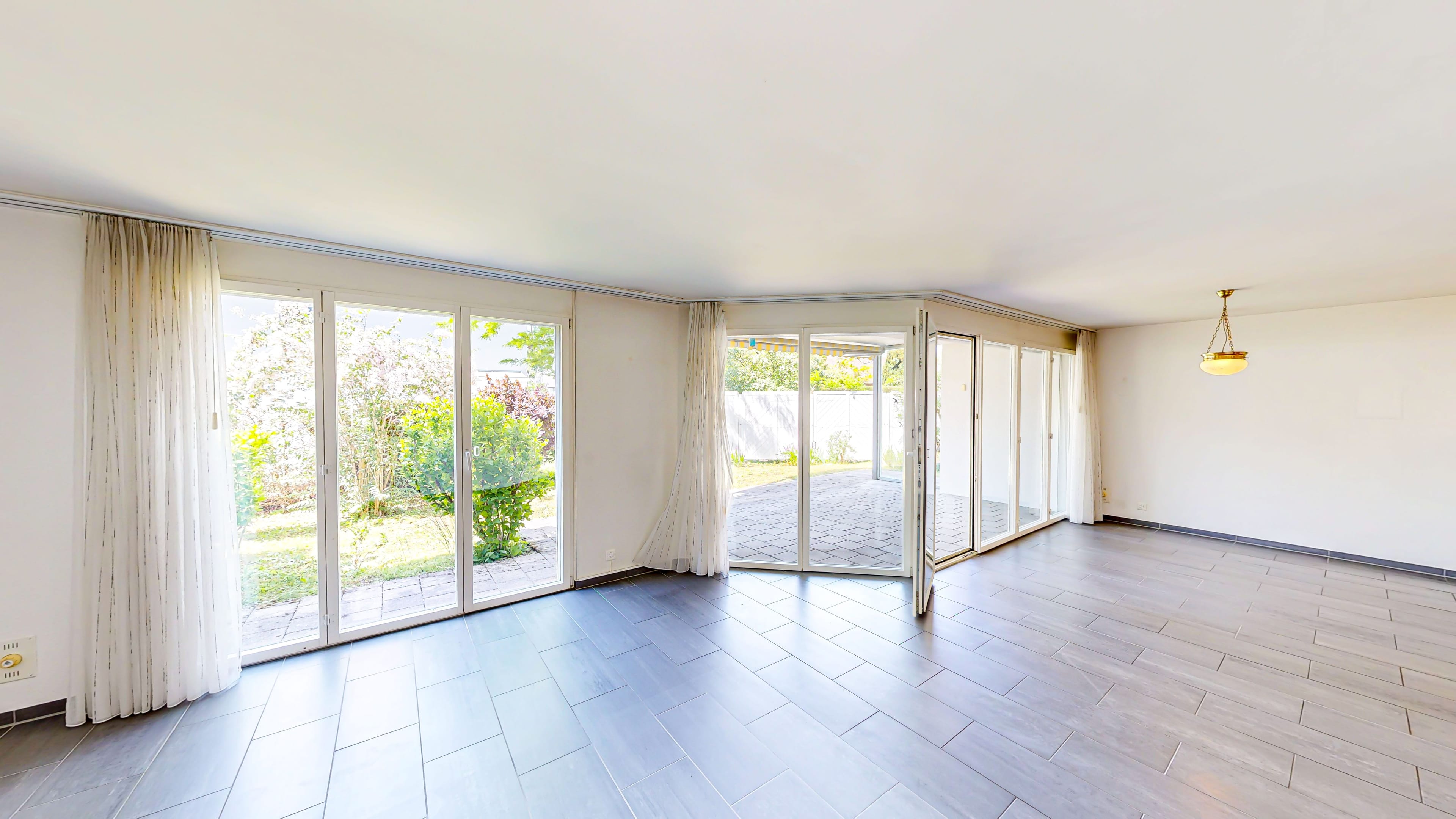 Helle 4.5-Zimmer-Gartenwohnung mit Terrasse in Münsingen zu verkaufen - 5