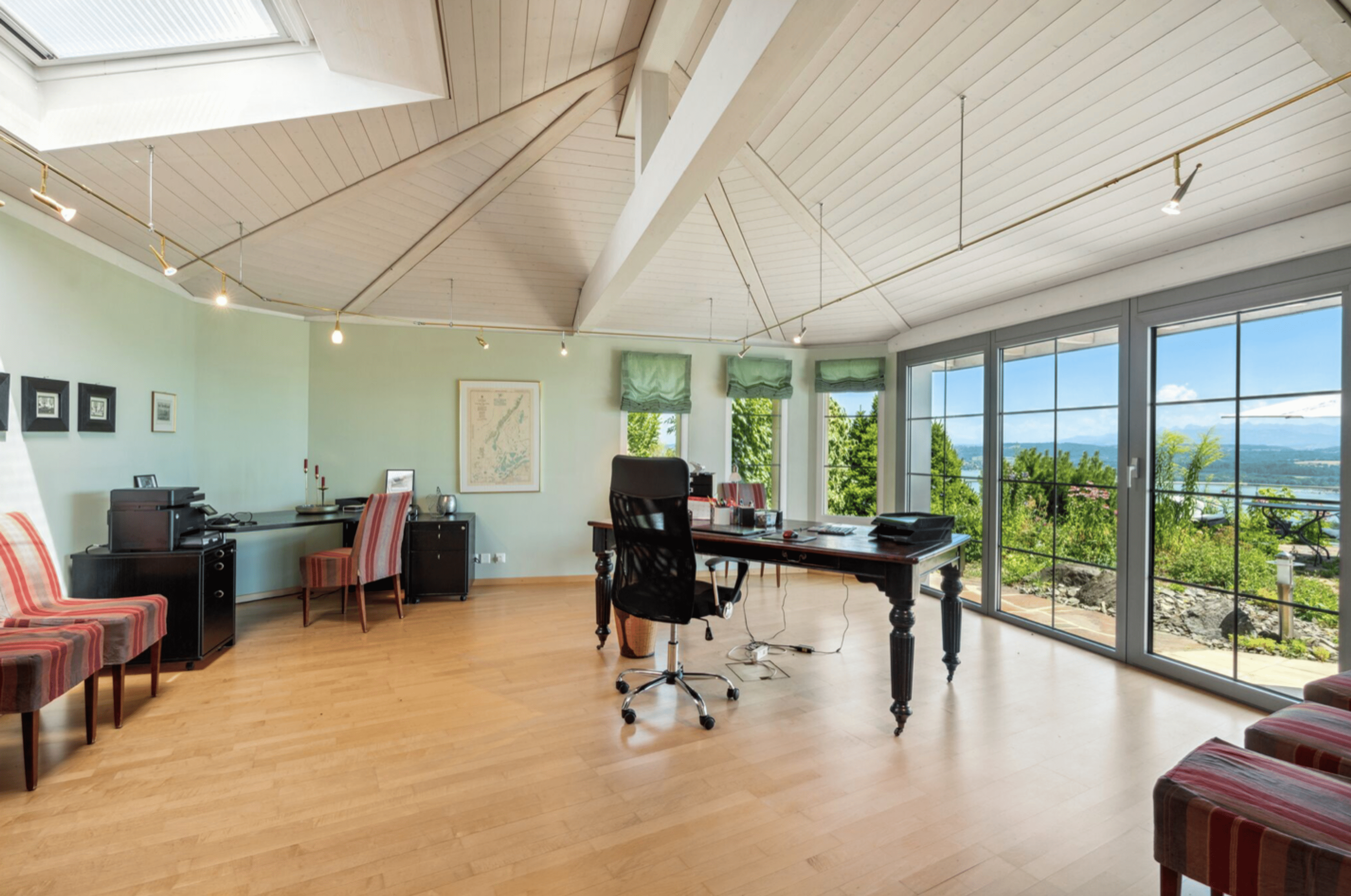 11-Zimmer-Villa mit Pool und Panoramaseesicht in Bellerive kaufen - 16