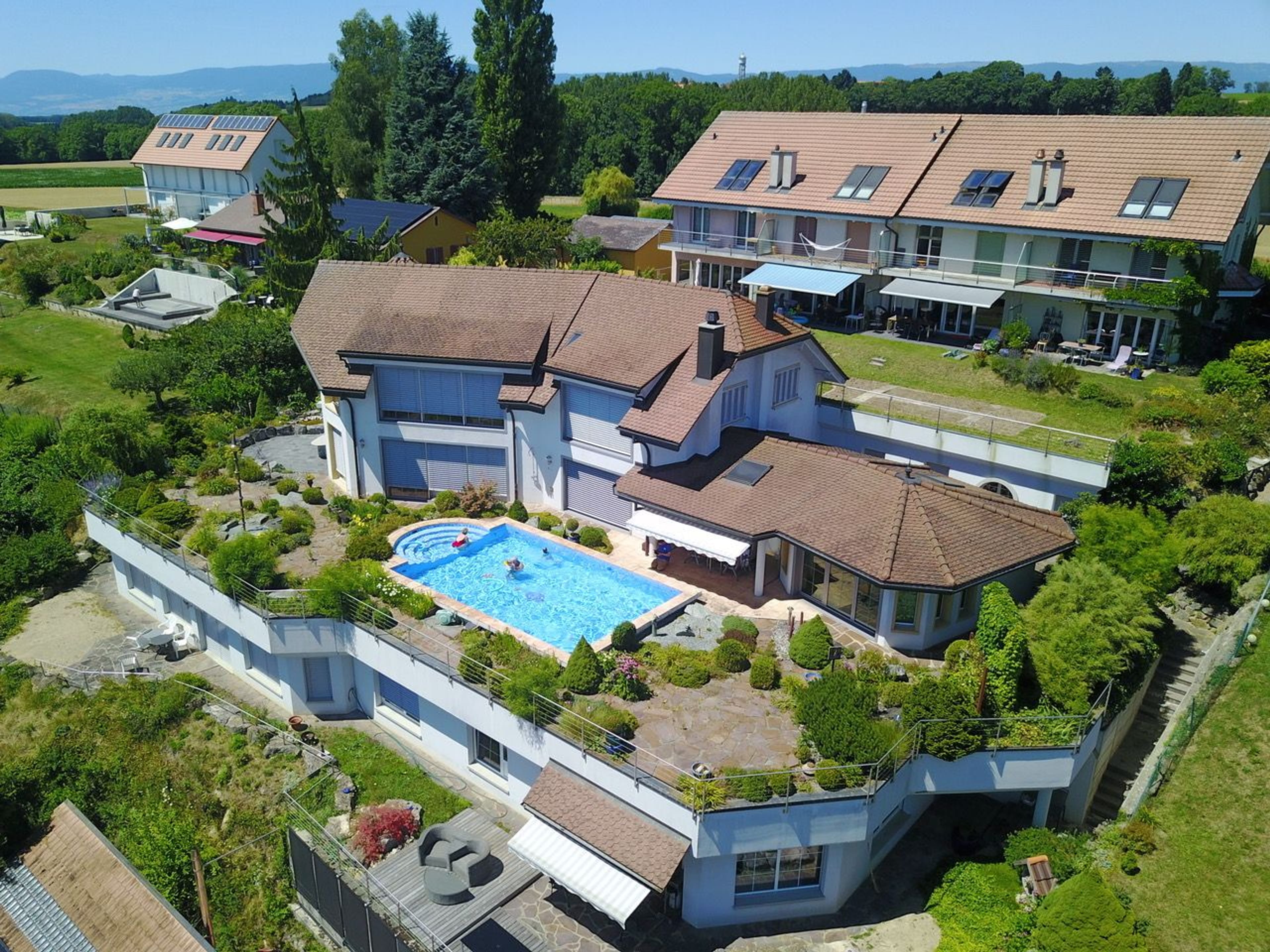 11-Zimmer-Villa mit Pool und Panoramaseesicht in Bellerive kaufen - 7