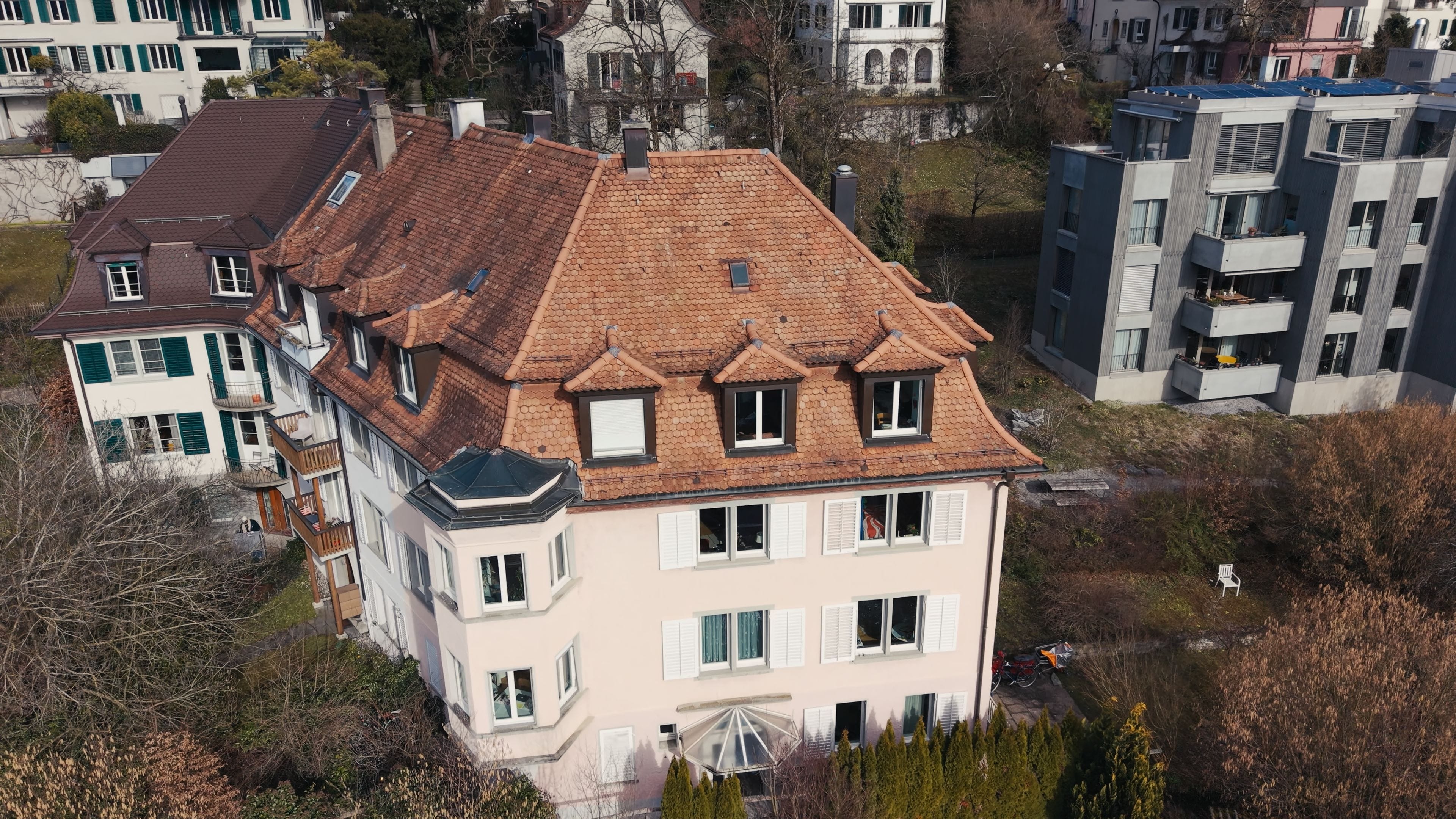 Zürich-Hottingen: MFH mit 5 Einheiten und hohem Ausbaupotenzial - Bild 1