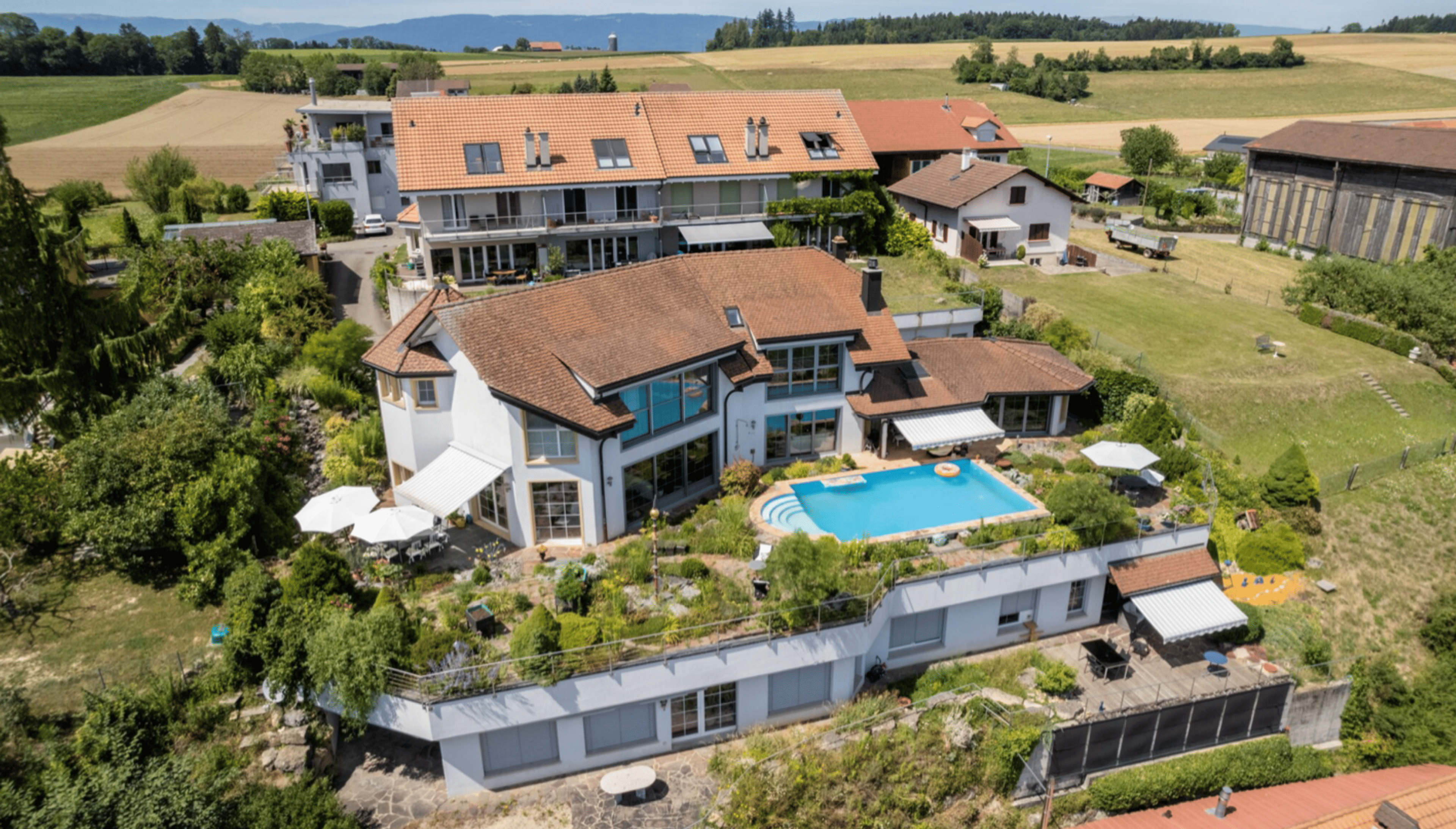 3.5-Zimmer-Terrassenwohnung mit Seesicht in Bellerive kaufen - Bild 1